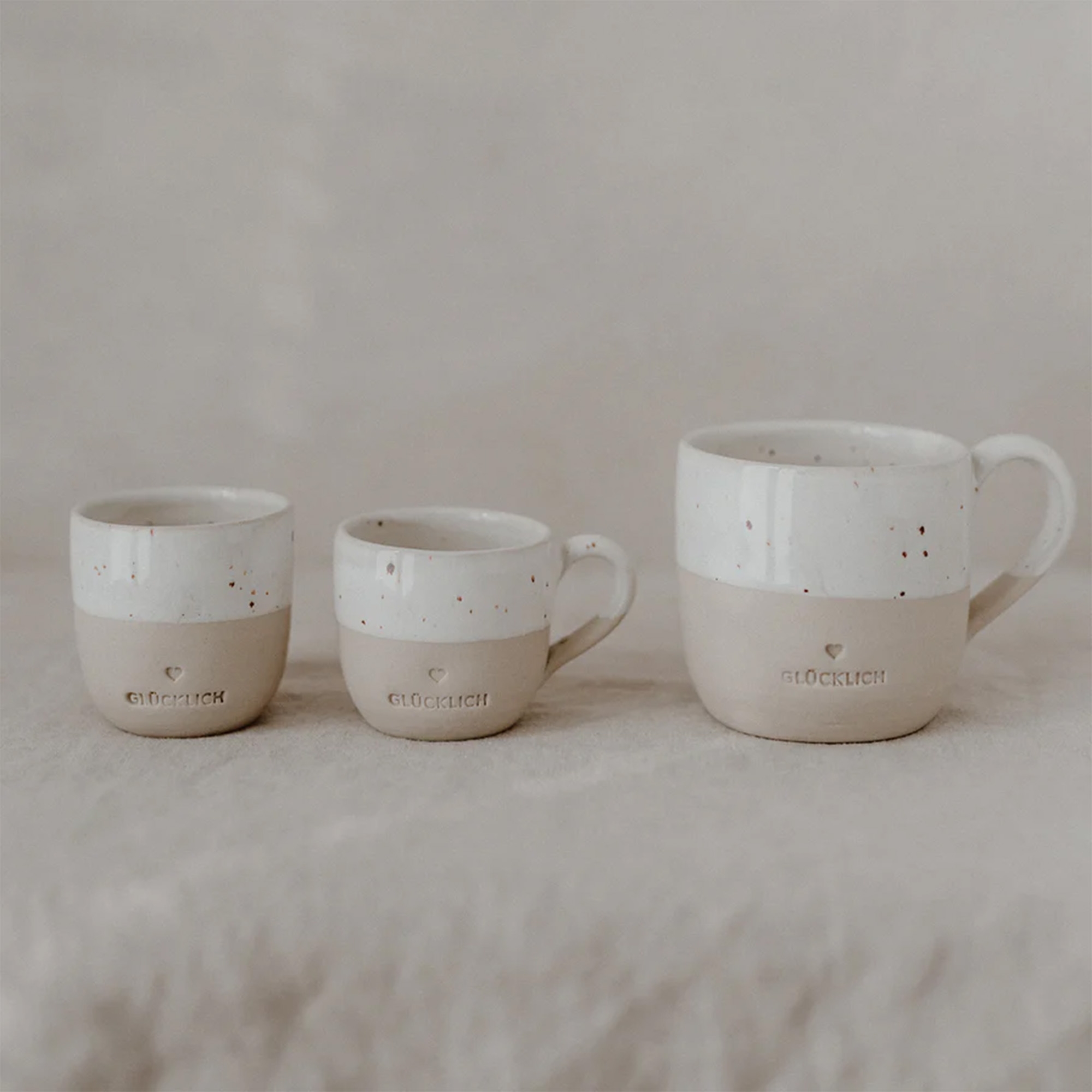 Eulenschnitt - Espresso-Becher "Glücklich" Eulenschnitt - Espresso-Becher "Glücklich"