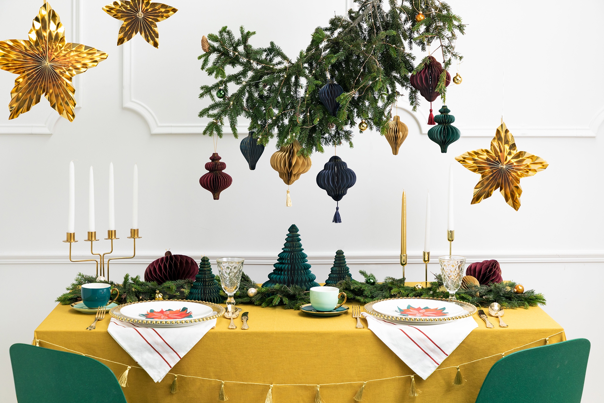 Wabenball "Eiszapfen", Dunkelgrün Wabenball "Eiszapfen", Dunkelgrün