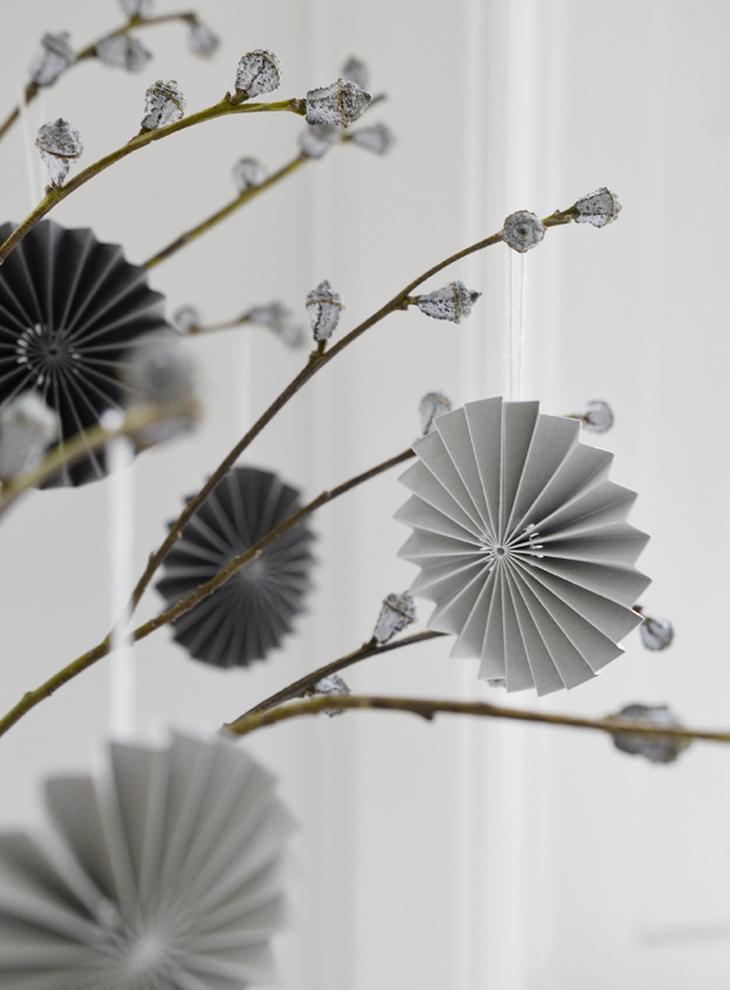 10 Papier Ornamente - Leichtes Grau 10 Papier Ornamente - Leichtes Grau