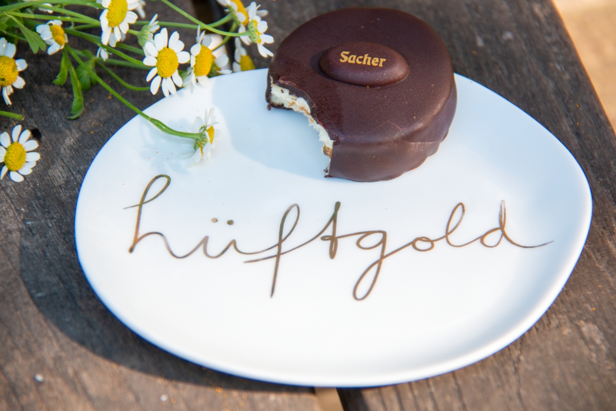 RĂ€der Design - Teller "HĂŒftgold" RĂ€der Design - Teller "HĂŒftgold"