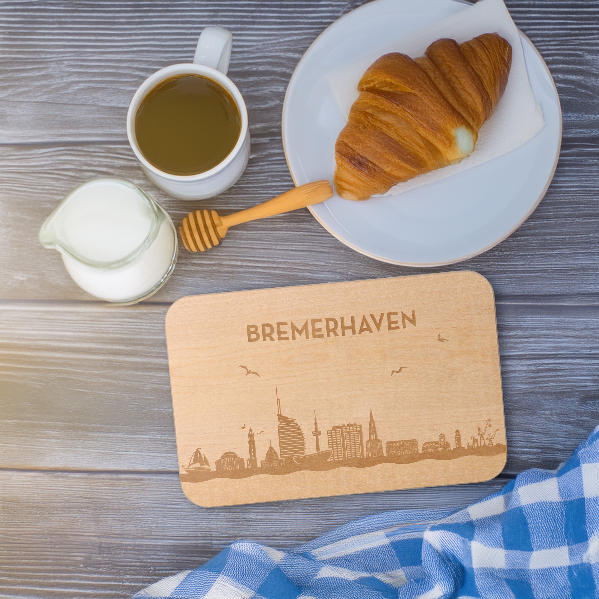 Frühstücksbrett Skyline Bremerhaven 23cm x 15cm x 1cm Essen, Brot