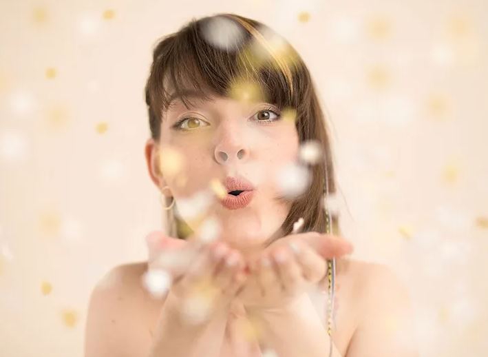 Papier Wurfkonfetti Herzen, Weiß/Gold Papier Wurfkonfetti Herzen, Weiß/Gold