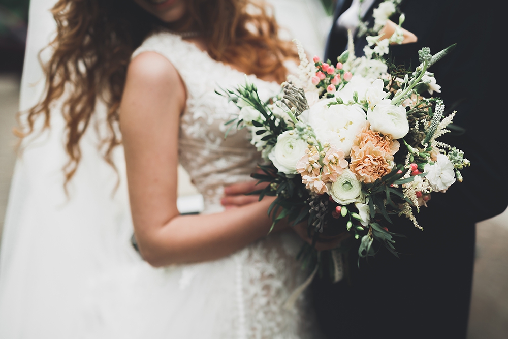 Blume, Blumen-Arrangement, Blumenstrauß, Kleid, Hochzeitskleid