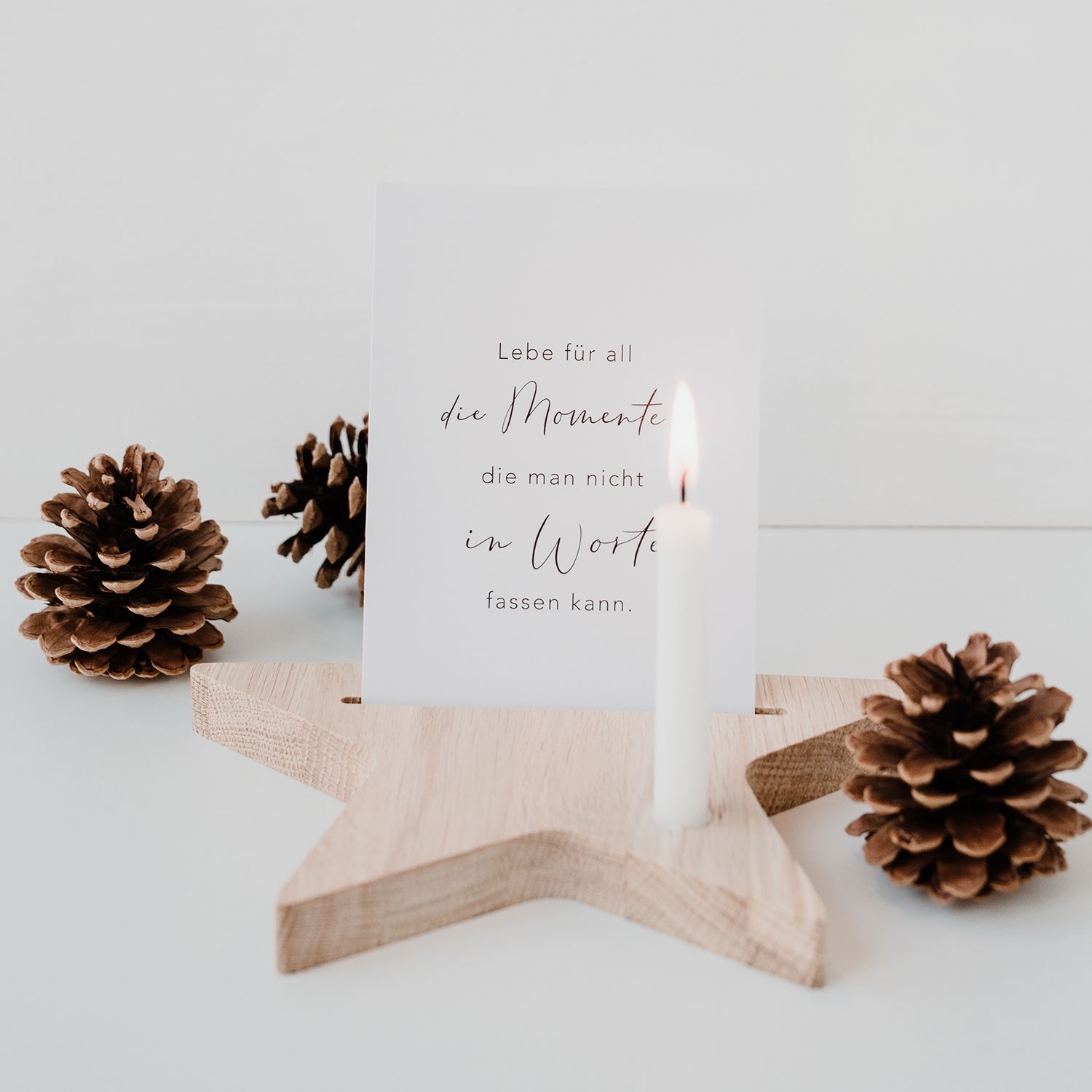 Eulenschnitt - Kartenständer Stern Eulenschnitt - Kartenständer Stern