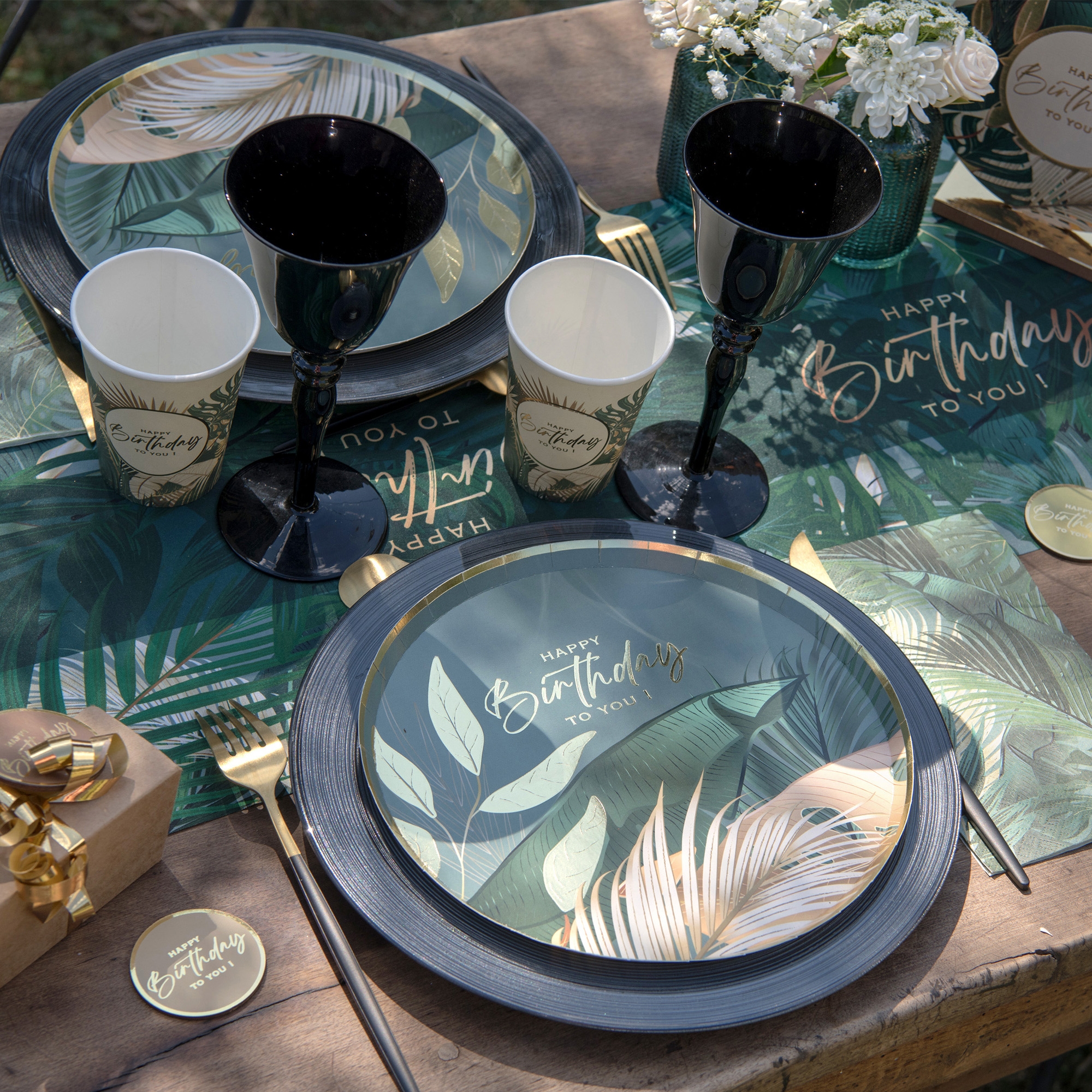 10 Pappbecher "Birthday Jungle" 10 Pappbecher "Birthday Jungle"