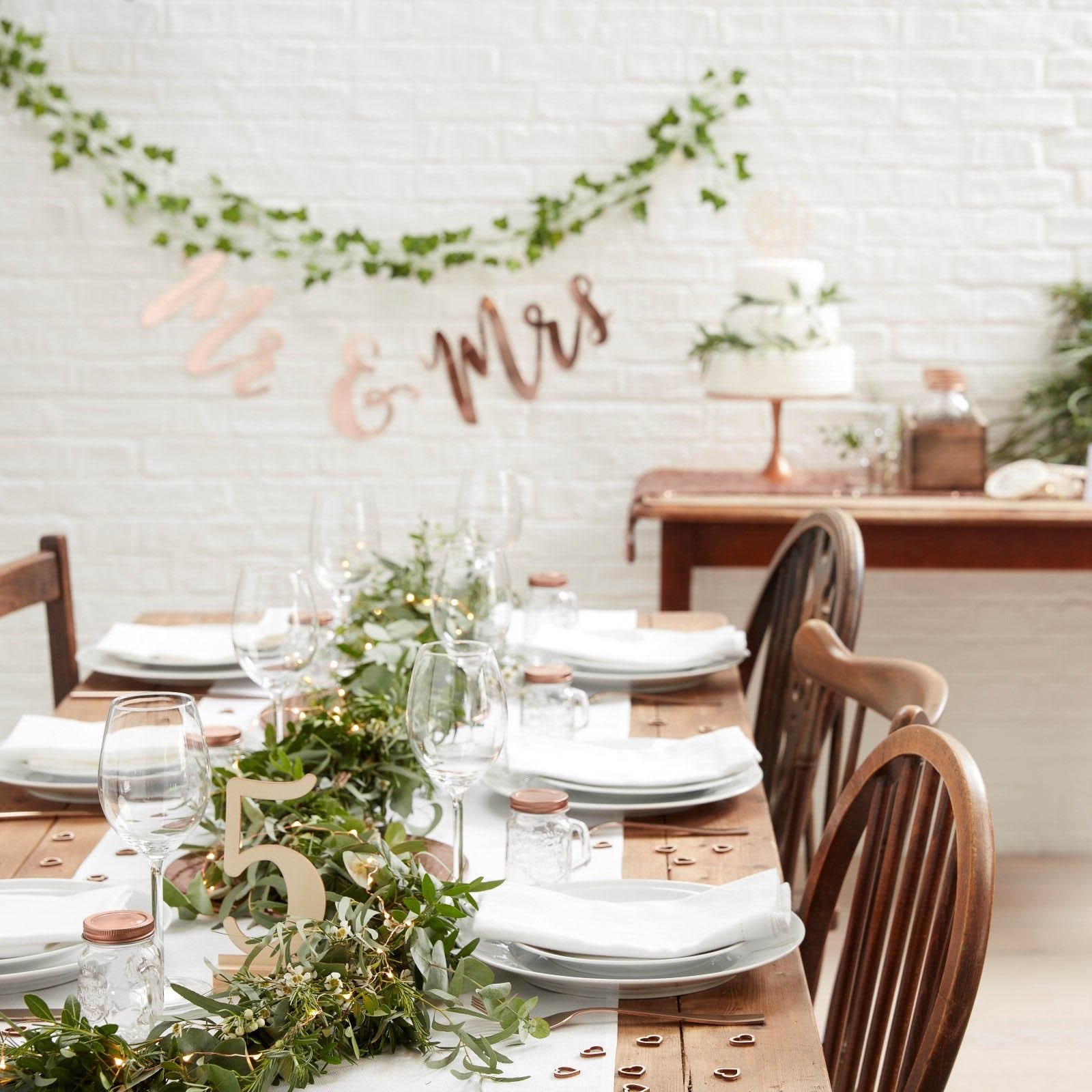 Beautiful Botanics - Boho Holzherzen Tisch-Konfetti 25 Stück