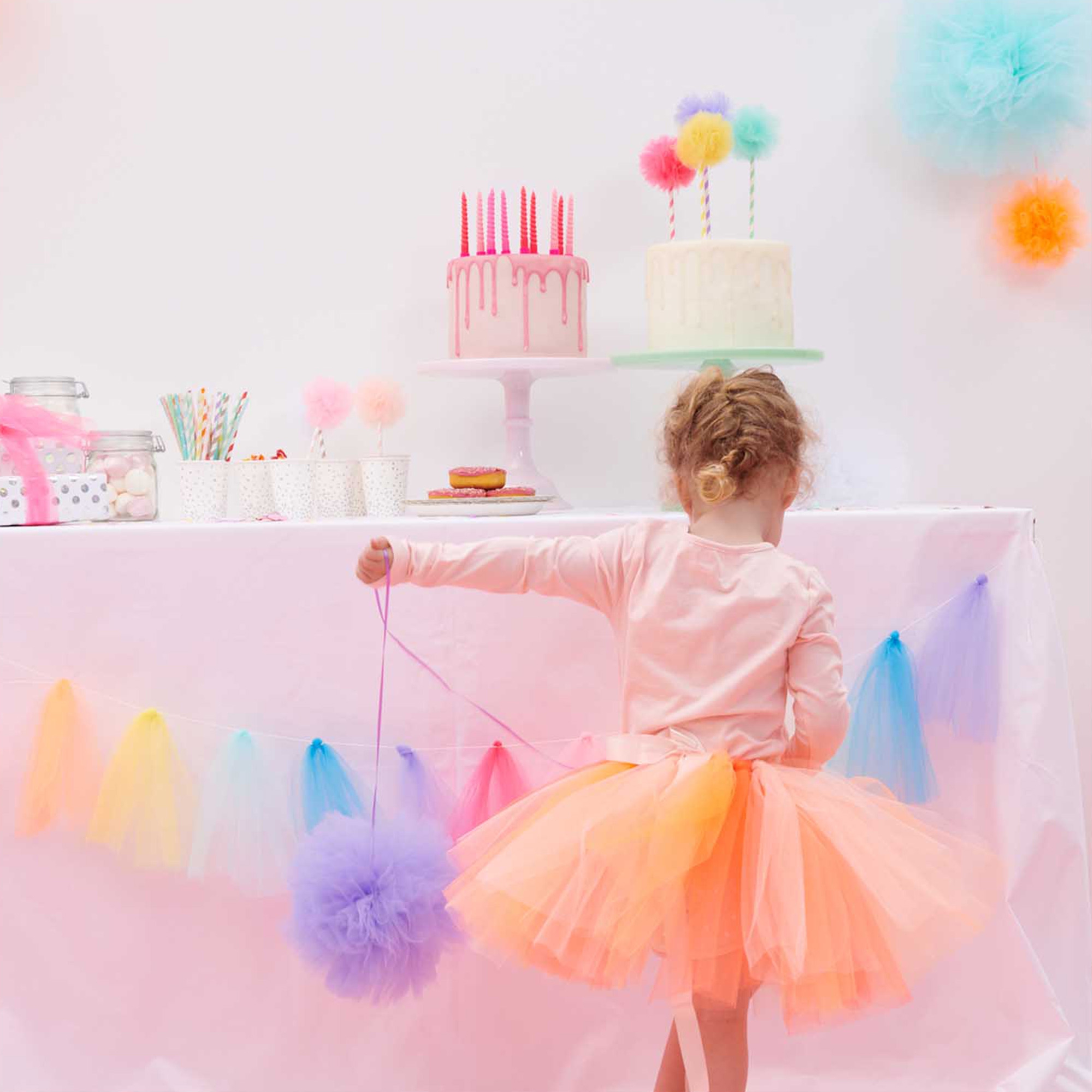 Tüll in Orange 5 m x 50 cm Tüll in Orange 5 m x 50 cm