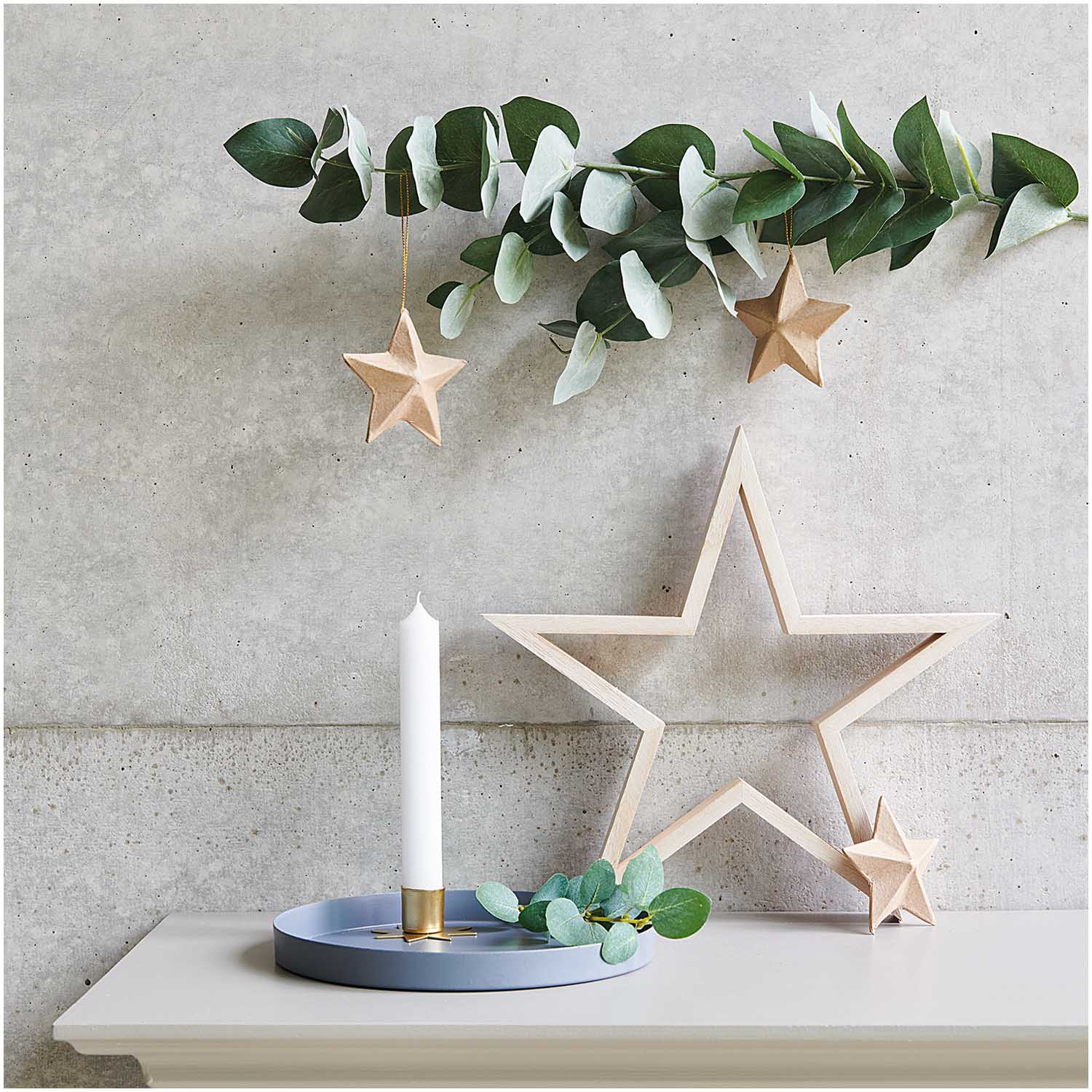 Tablett aus Metall, 20 cm Ø - Schwarz Tablett aus Metall, 20 cm Ø - Schwarz