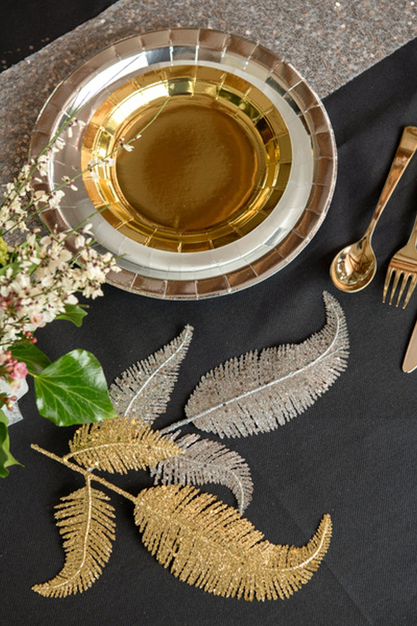 Silber - gefächertes Palmenblatt Silber - gefächertes Palmenblatt