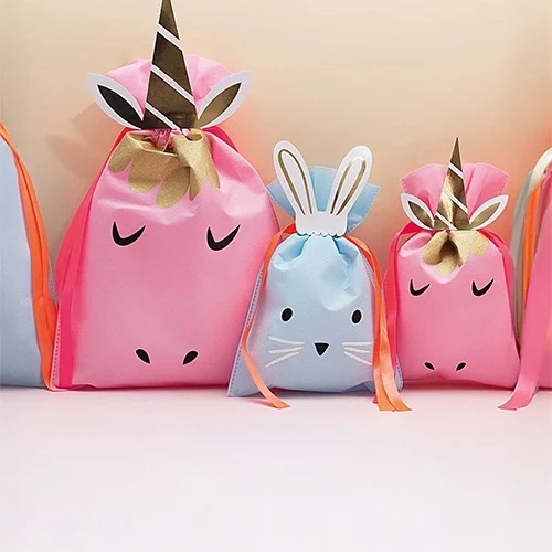 Eastertasche, Einhorn-Mütze, Einhorn-Horn, Pinkfarbene Tasche, Hasenohren