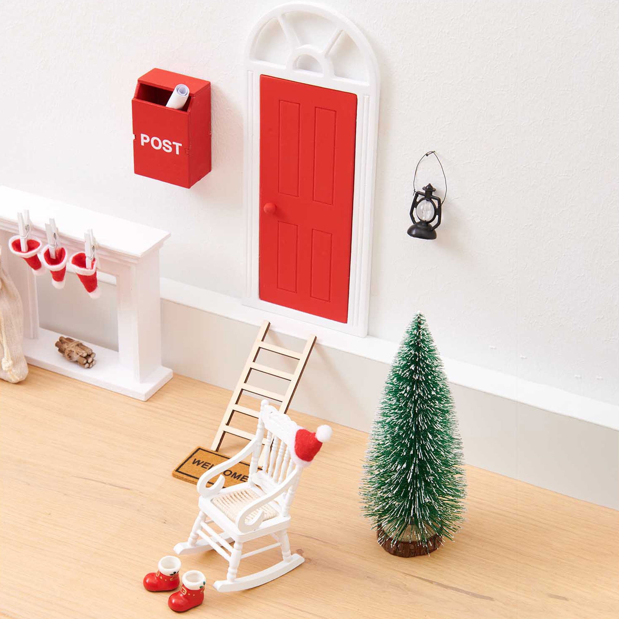 39d97b148208abdad0b111bbcd672773273a1166 Miniatur "Kleine Laterne" für die Wichteltür