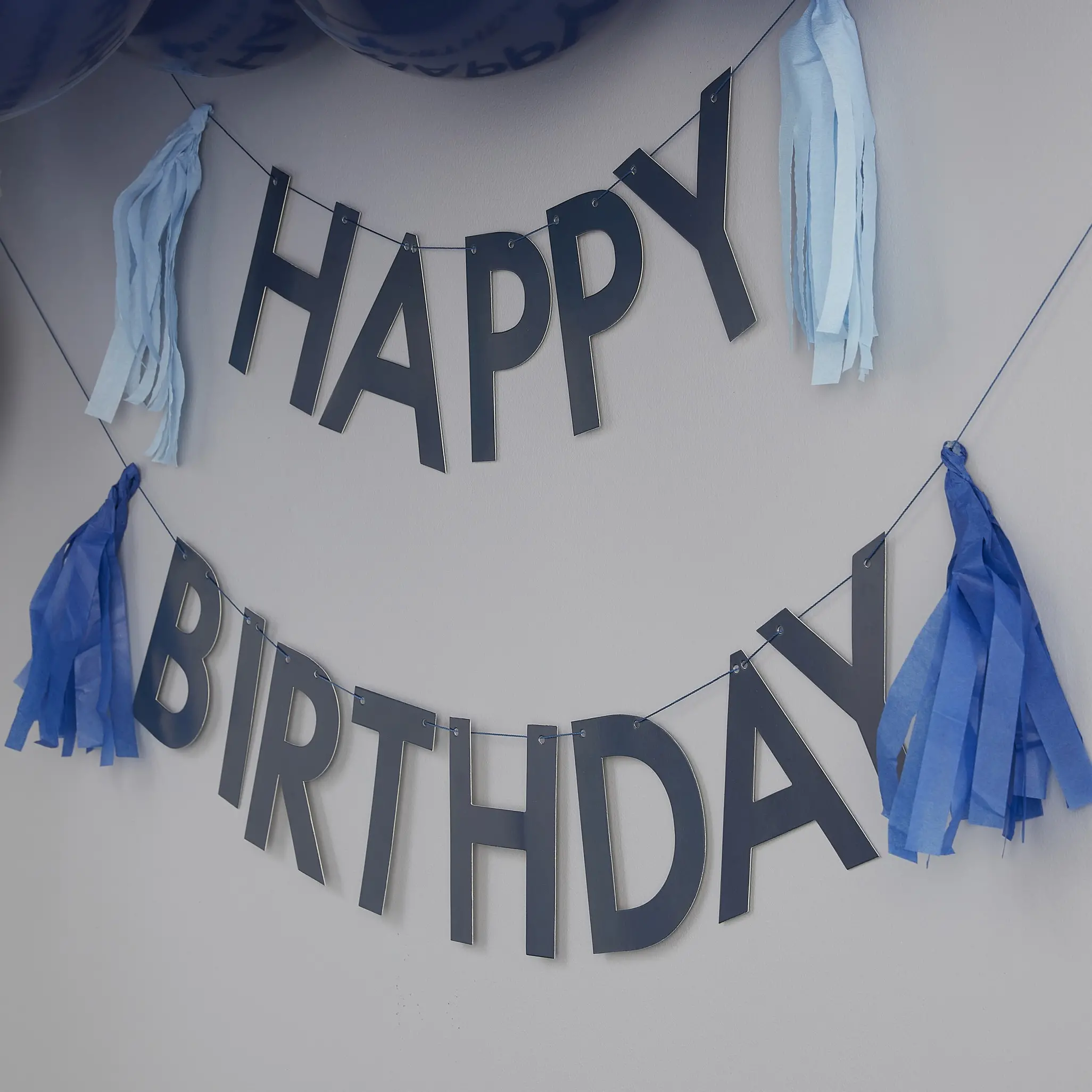 Girlande mit Tasseln "Happy Birthday" - Blau