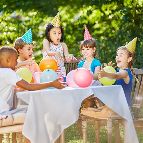 53b7ae5b54e279cfc312b7c0b850954510daae6c Leute, Person, Lustig, Party, Kind