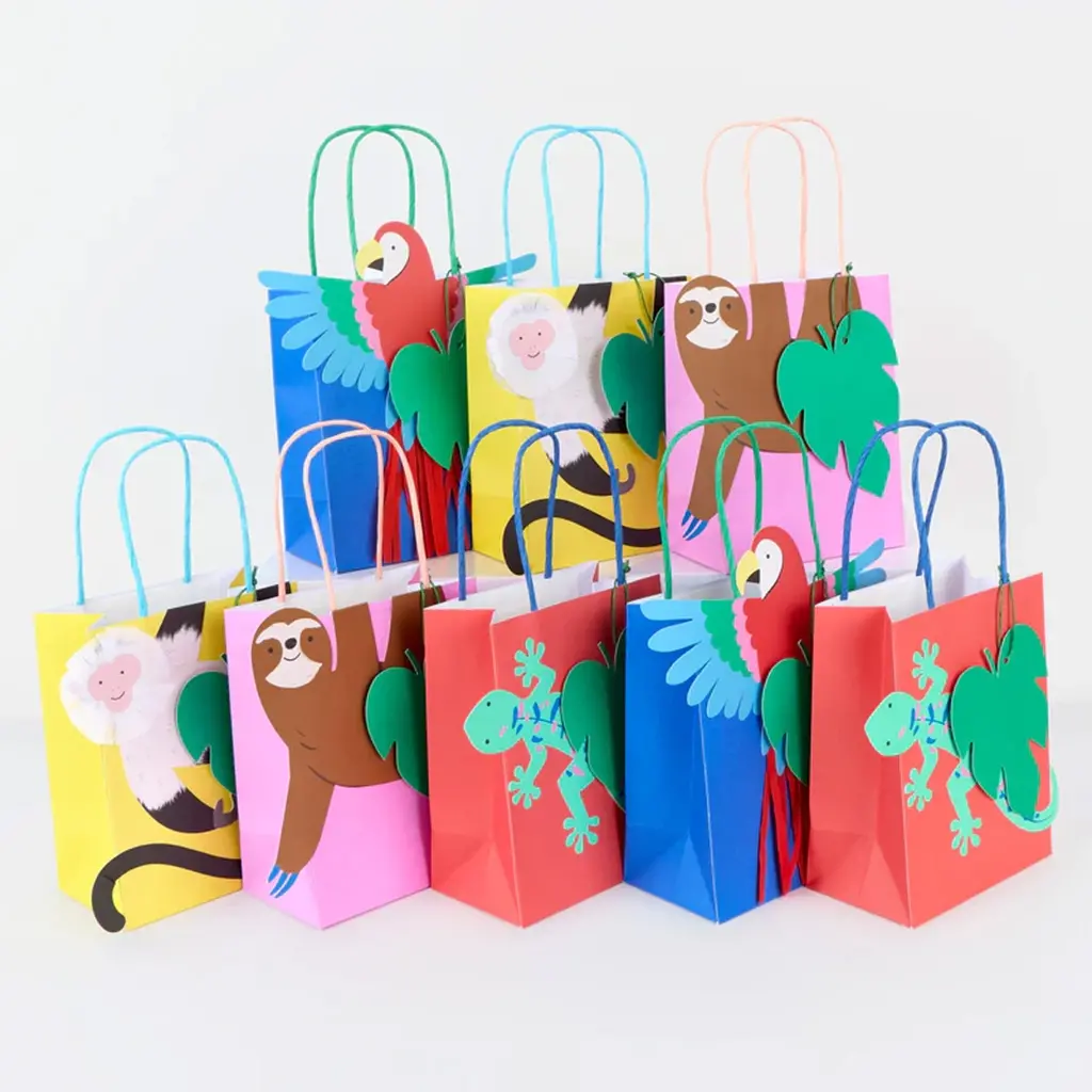 Geschenktüten, Papiertragetaschen, Tiermuster, bunte Taschen, Dekoration