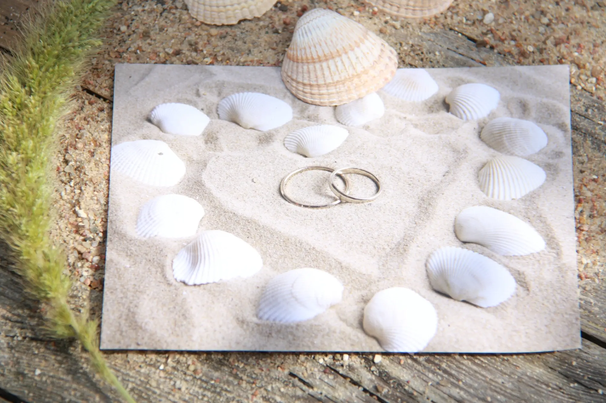 Flugkarte "Herz im Sand"