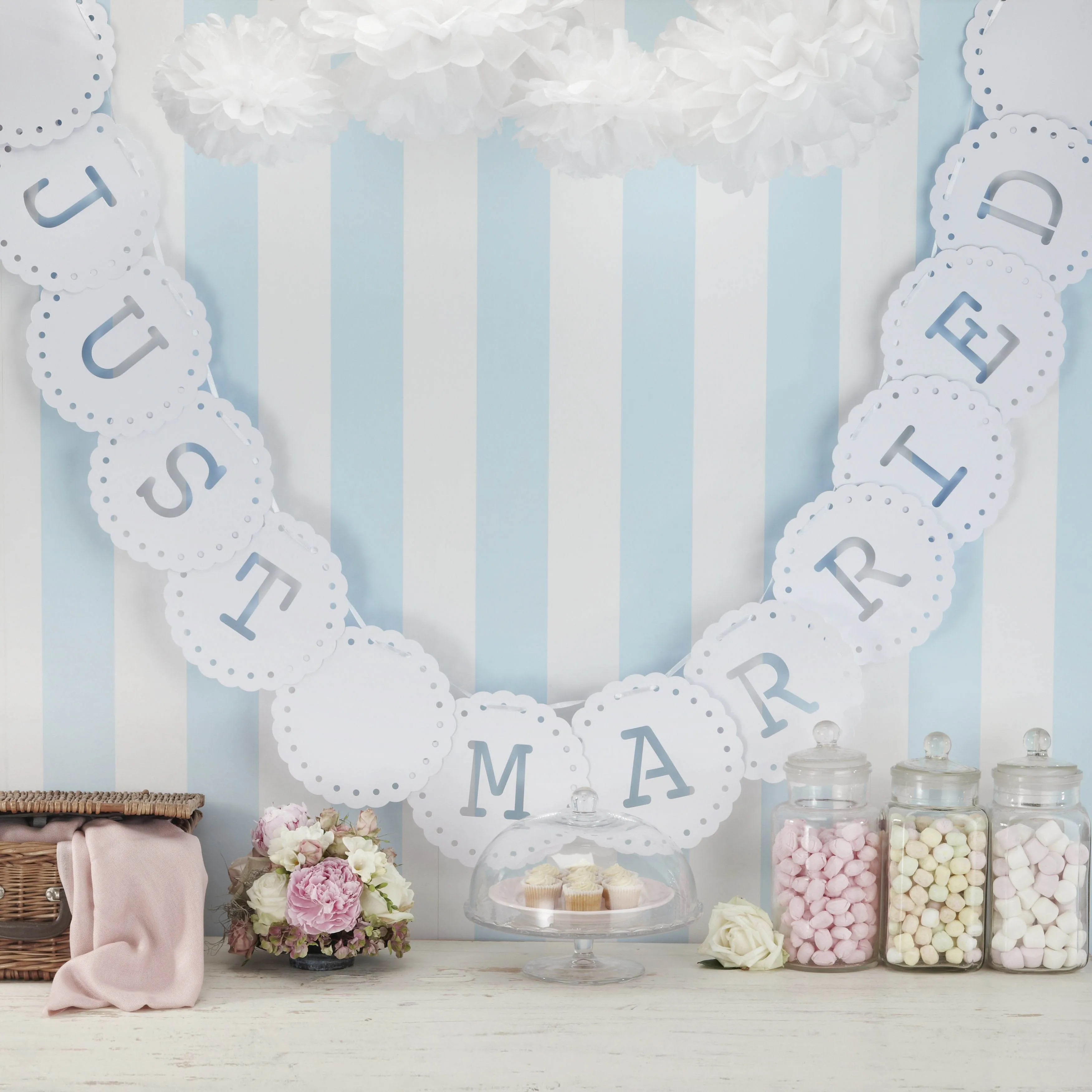 Vintage Lace - Just Married Girlande