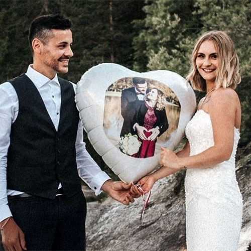 Hochzeit, Herzballon, Brautkleid, Anzug, Paar