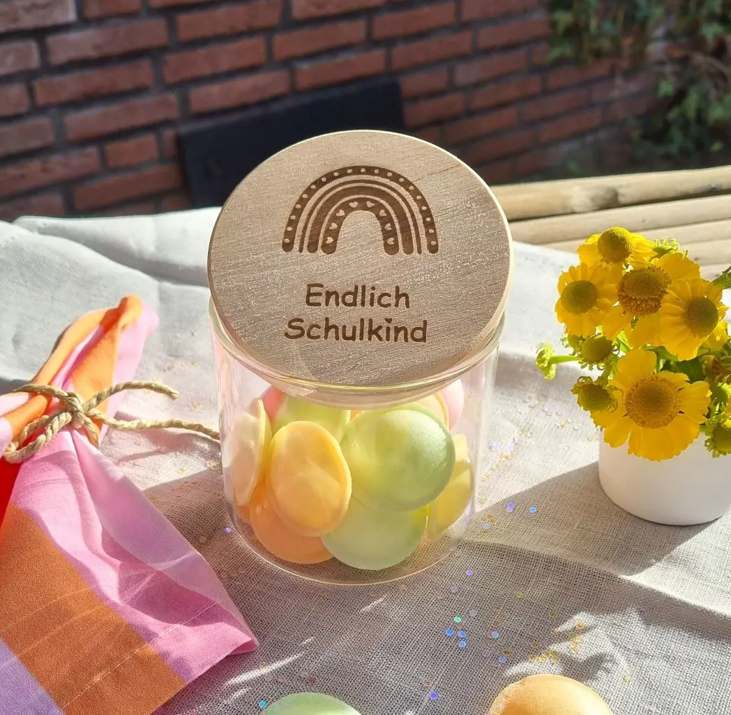 Geschenkglas "Endlich Schulkind" Regenbogen Herz 530ml