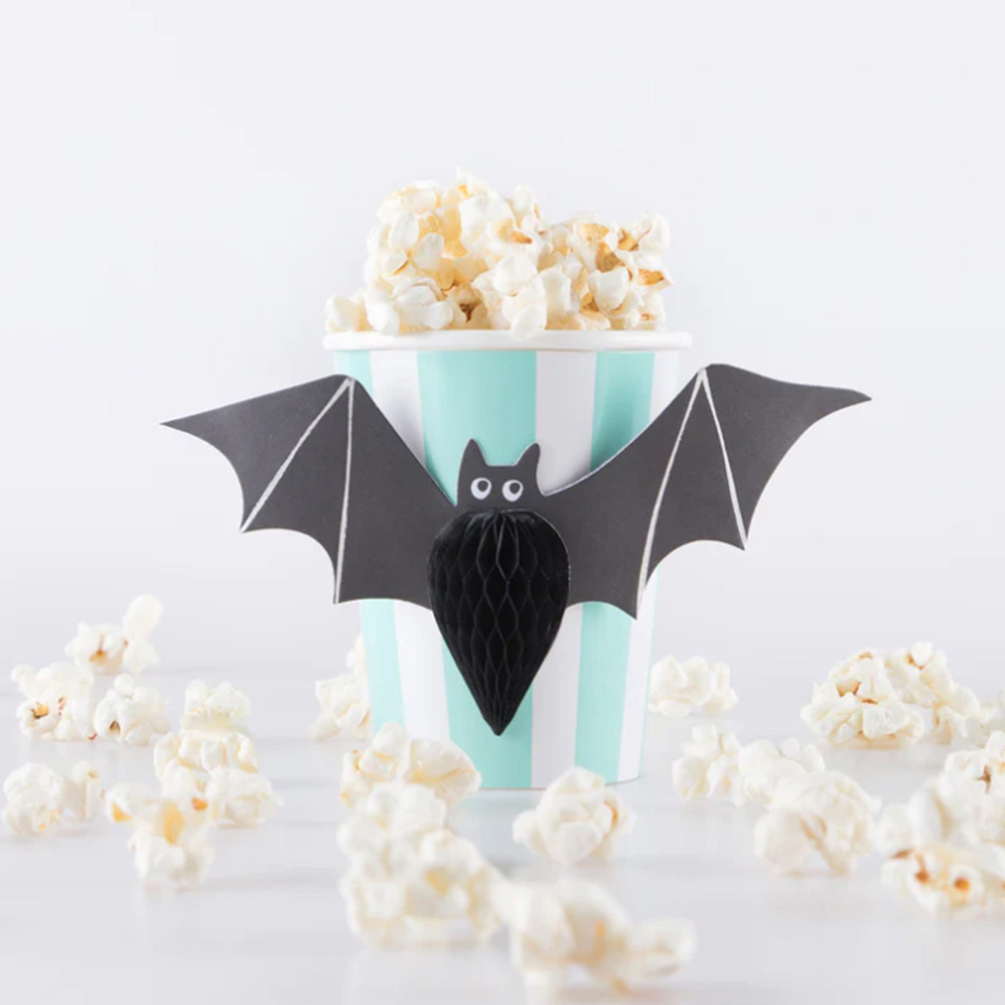 Meri Meri - 8 Pappbecher Halloween Wabenbecher Meri Meri - 8 Pappbecher Halloween Wabenbecher