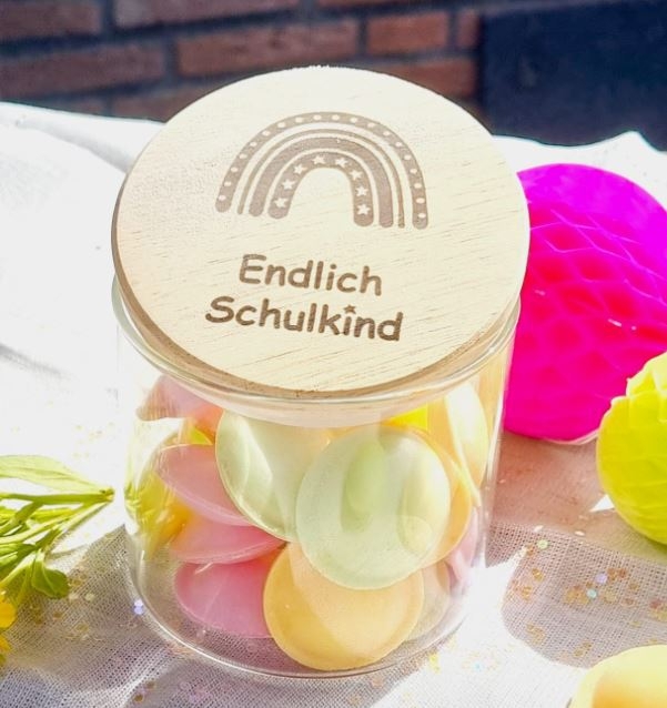 Geschenkglas "Endlich Schulkind" Regenbogen Stern 530ml
