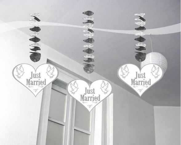 Hängedekoration "Just Married" mit Tauben Hängedekoration "Just Married" mit Tauben