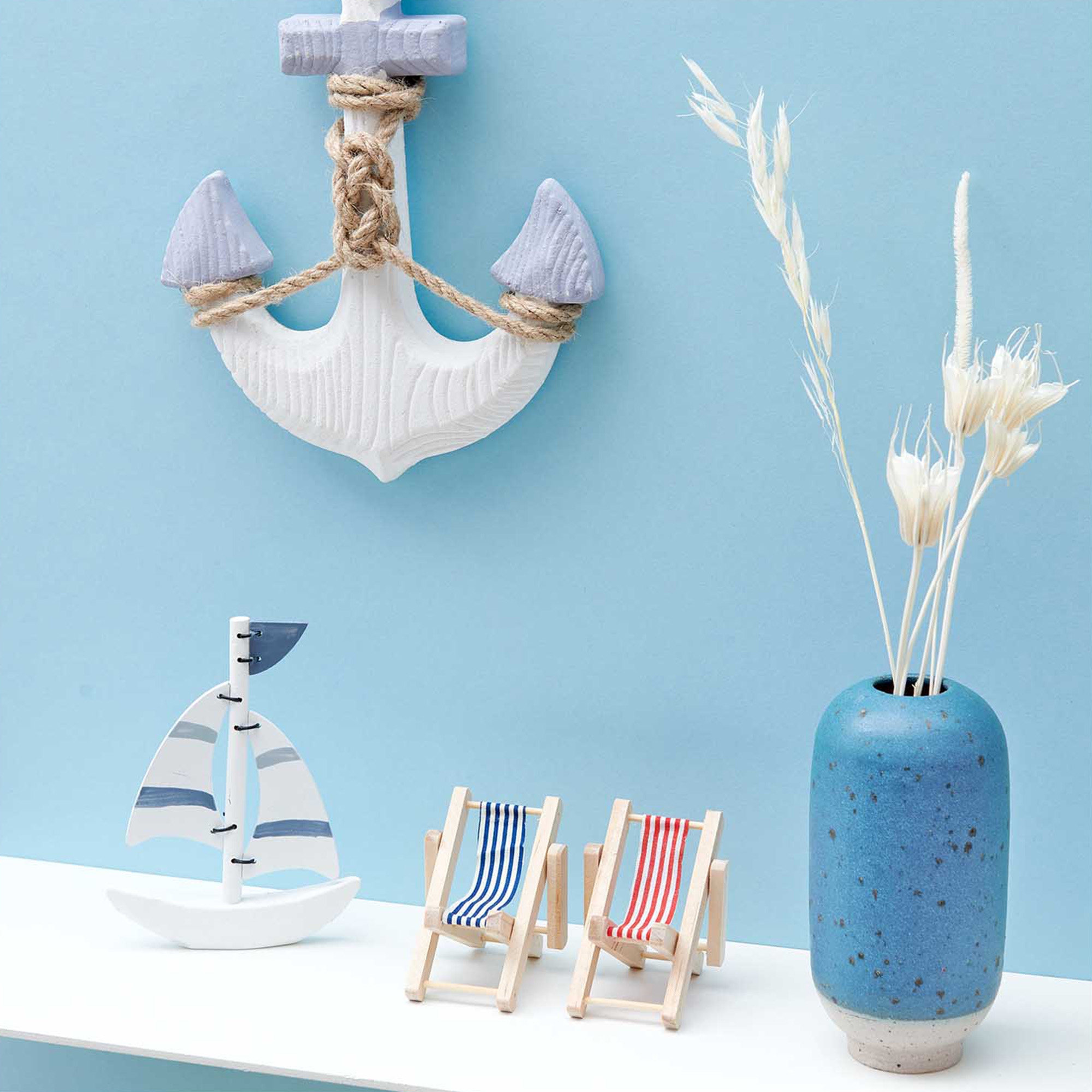 Deko Sonnenschirm, Rot/Weiß aus Holz, 5,5 x 8 cm Deko Sonnenschirm, Rot/Weiß aus Holz, 5,5 x 8 cm