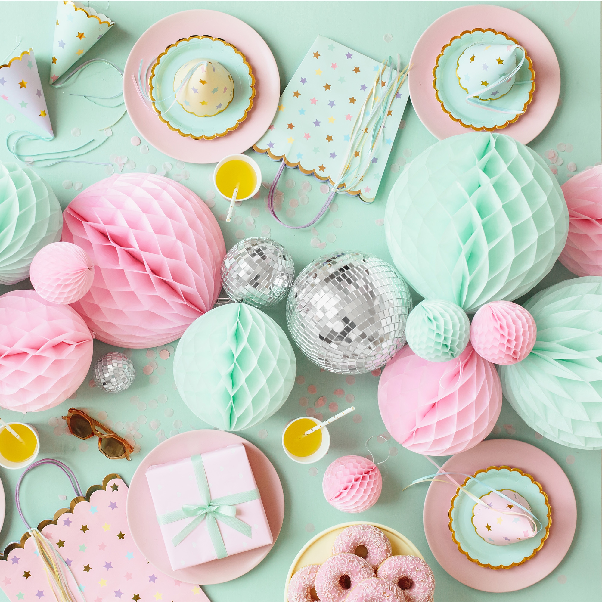 Wabenball Mint, S - 10 cm Ø Wabenball Mint, S - 10 cm Ø