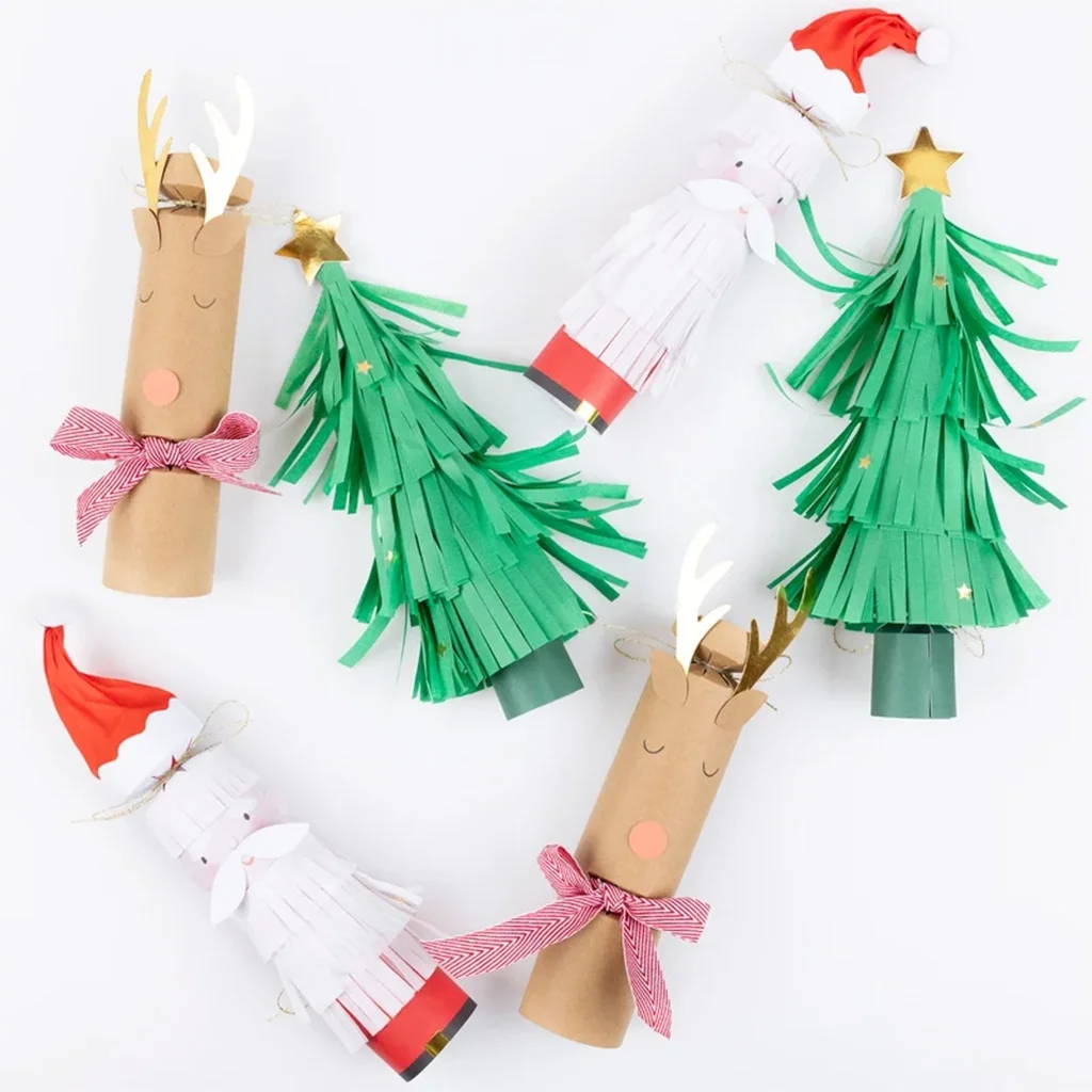 weihnachtsdeko, baum schmuck, papierdeko, recycling material, kranzdekoration