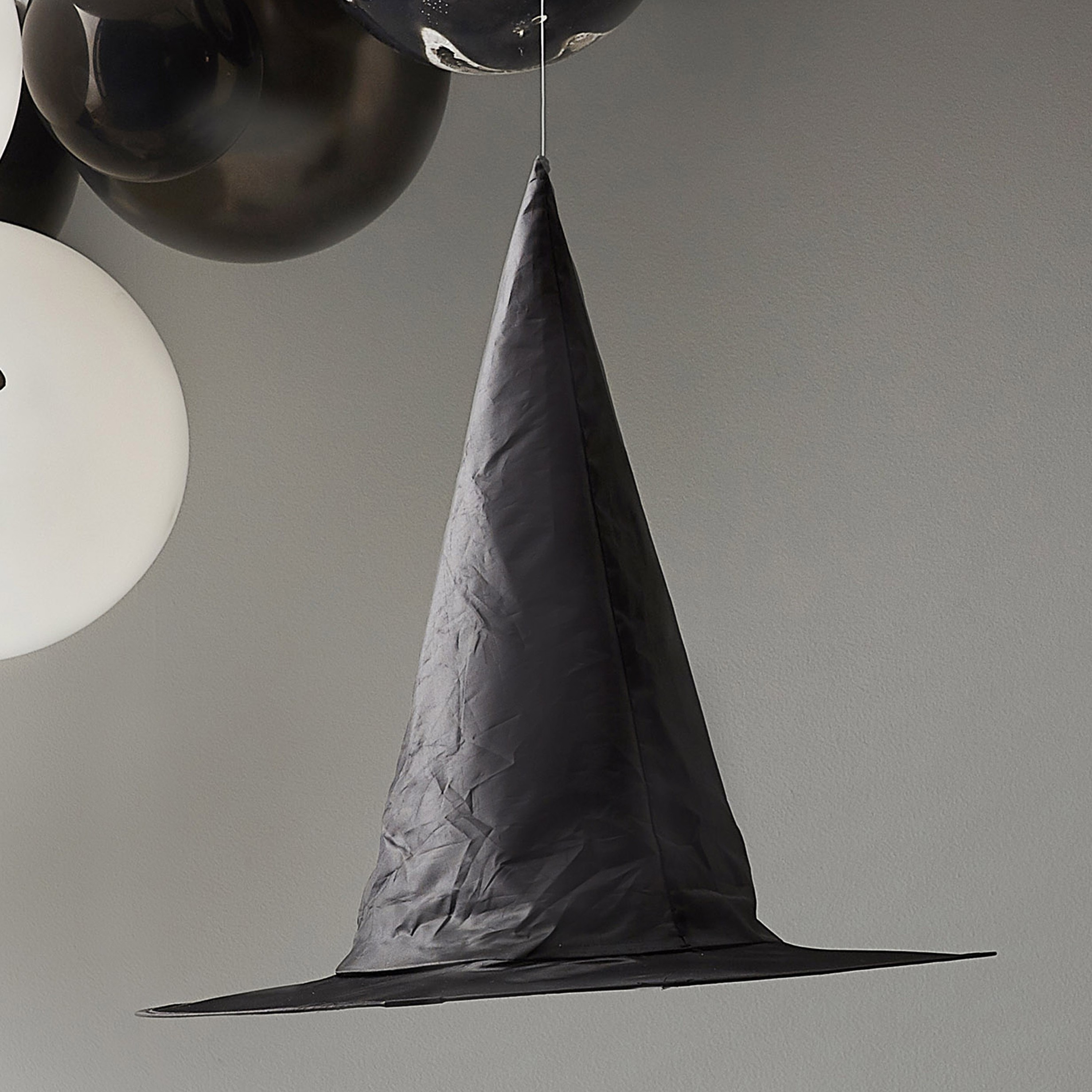 Hängender Hexenhut 3 Stk. Hängender Hexenhut 3 Stk.