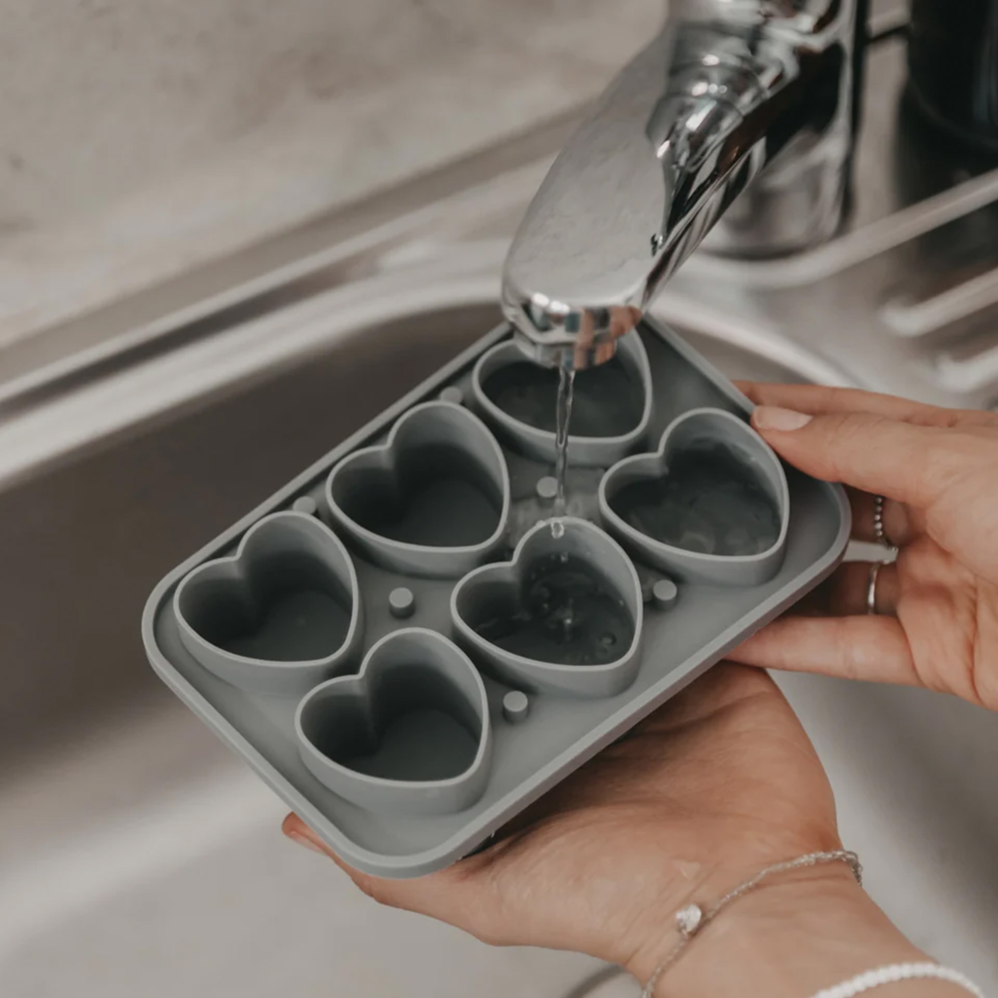 Eulenschnitt - Eiswürfelform "Herzen" grau Silicone mold, Herzform, Backform, Küche, Spülmaschinenfest