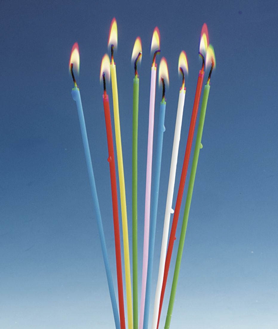 18 bunte Spaghettikerzen 18 bunte Spaghettikerzen