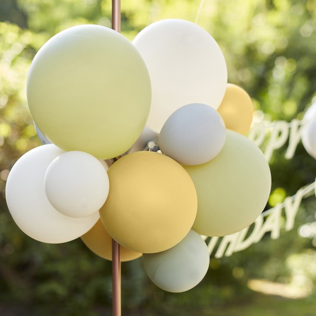 Let´s go WILD - DIY Girlandenset mit Ballons "Happy Birthday" Let´s go WILD - DIY Girlandenset mit Ballons "Happy Birthday"