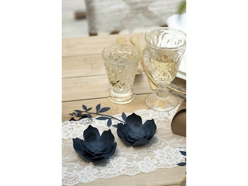 DIY Bastelset Blumen Dunkelblau 36 tlg. DIY Bastelset Blumen Dunkelblau 36 tlg.