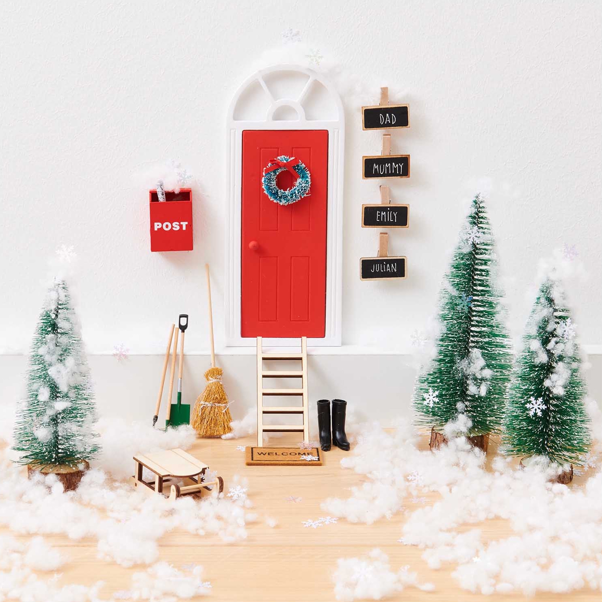 936bb6aedc2900b94c0cedf1b65985eea04105bb Miniatur "Briefkasten mit Zeitung" für die Wichteltür