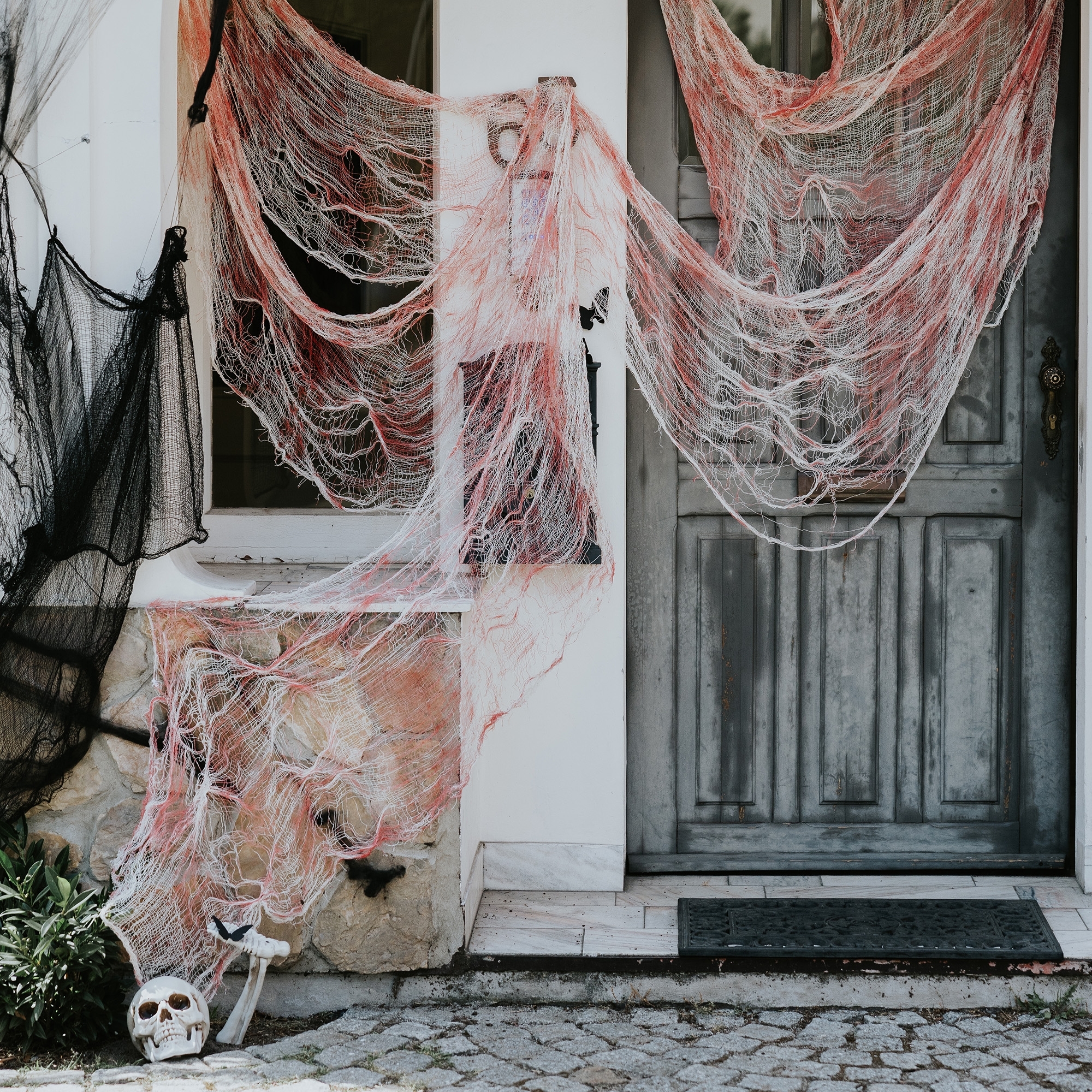 Halloween - Dekostoff, Weiß mit Blutspuren Halloween - Dekostoff, Weiß mit Blutspuren