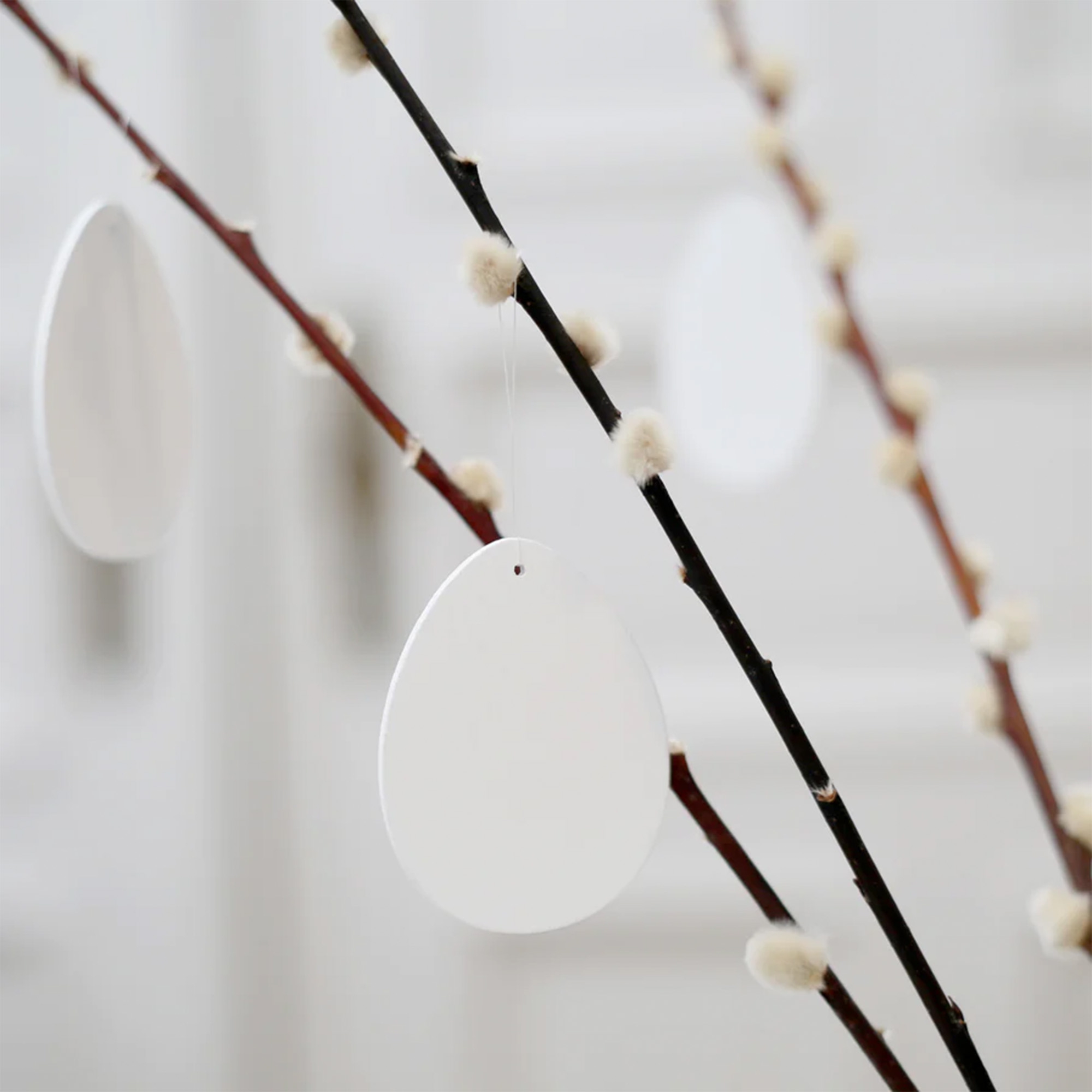 Eulenschnitt - 8 Holzanhänger "Eier" Weiß Eulenschnitt - 8 Holzanhänger "Eier" Weiß