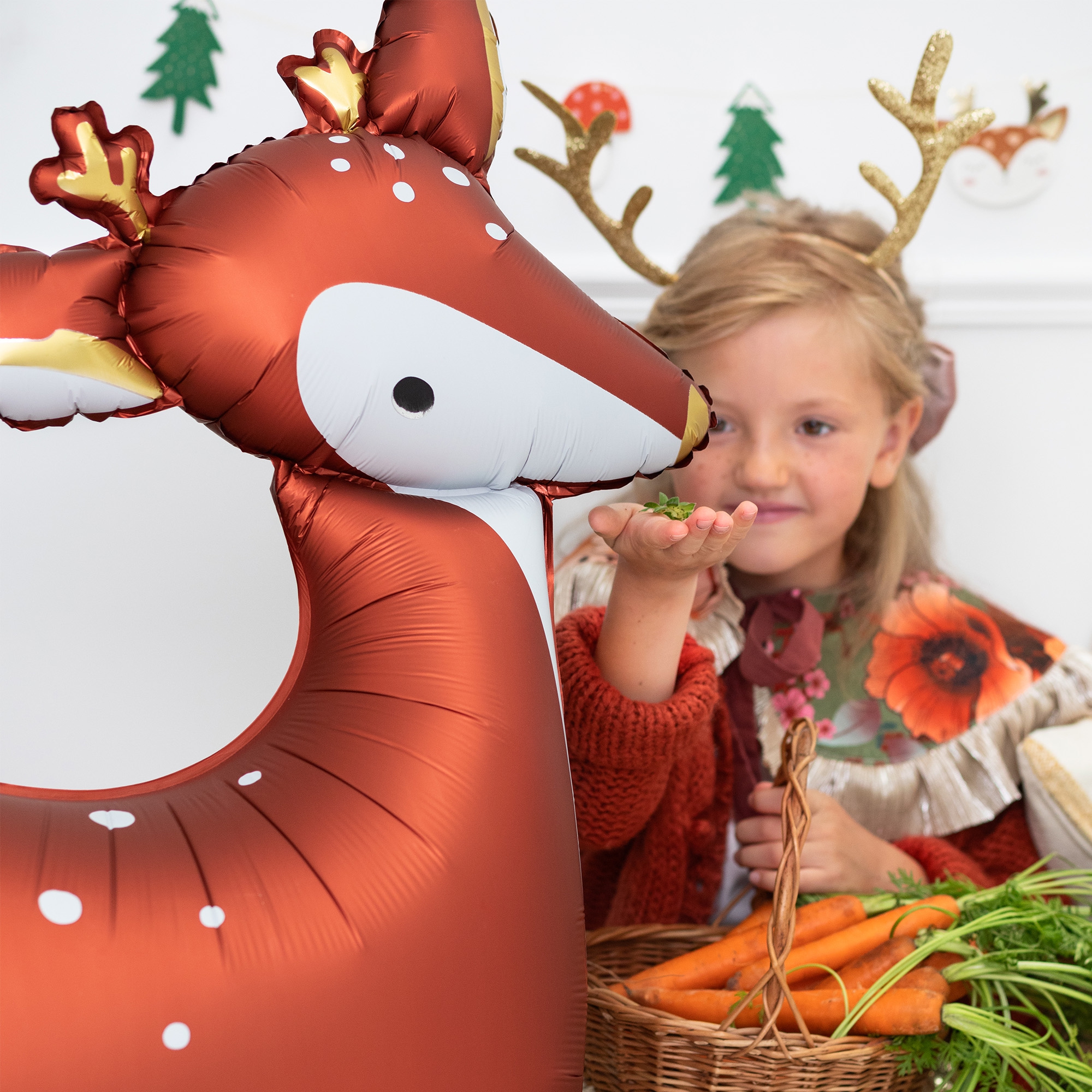 Folienballon "Hirsch", 80 x 105 cm Folienballon "Hirsch", 80 x 105 cm