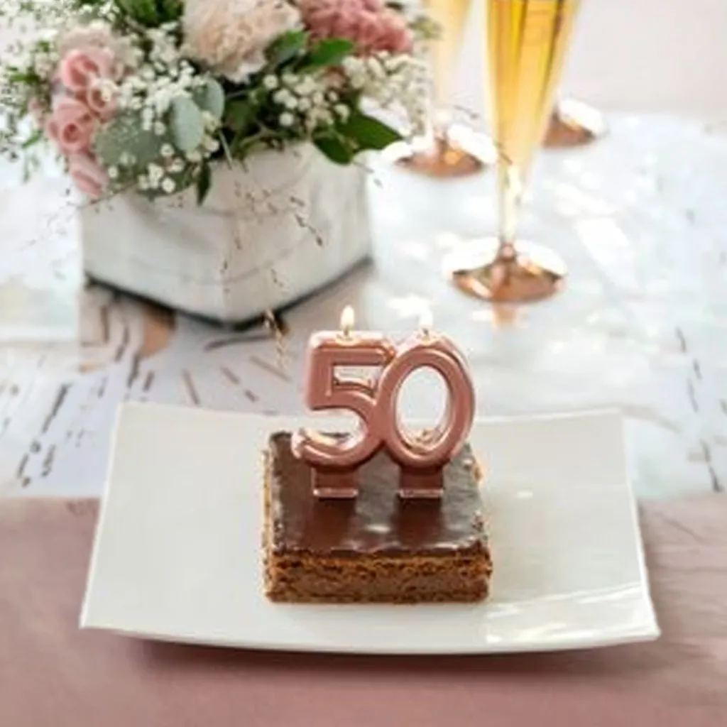 50. Geburtstag, Kuchen, Brownie, Kuchenscheibe, Kerzen