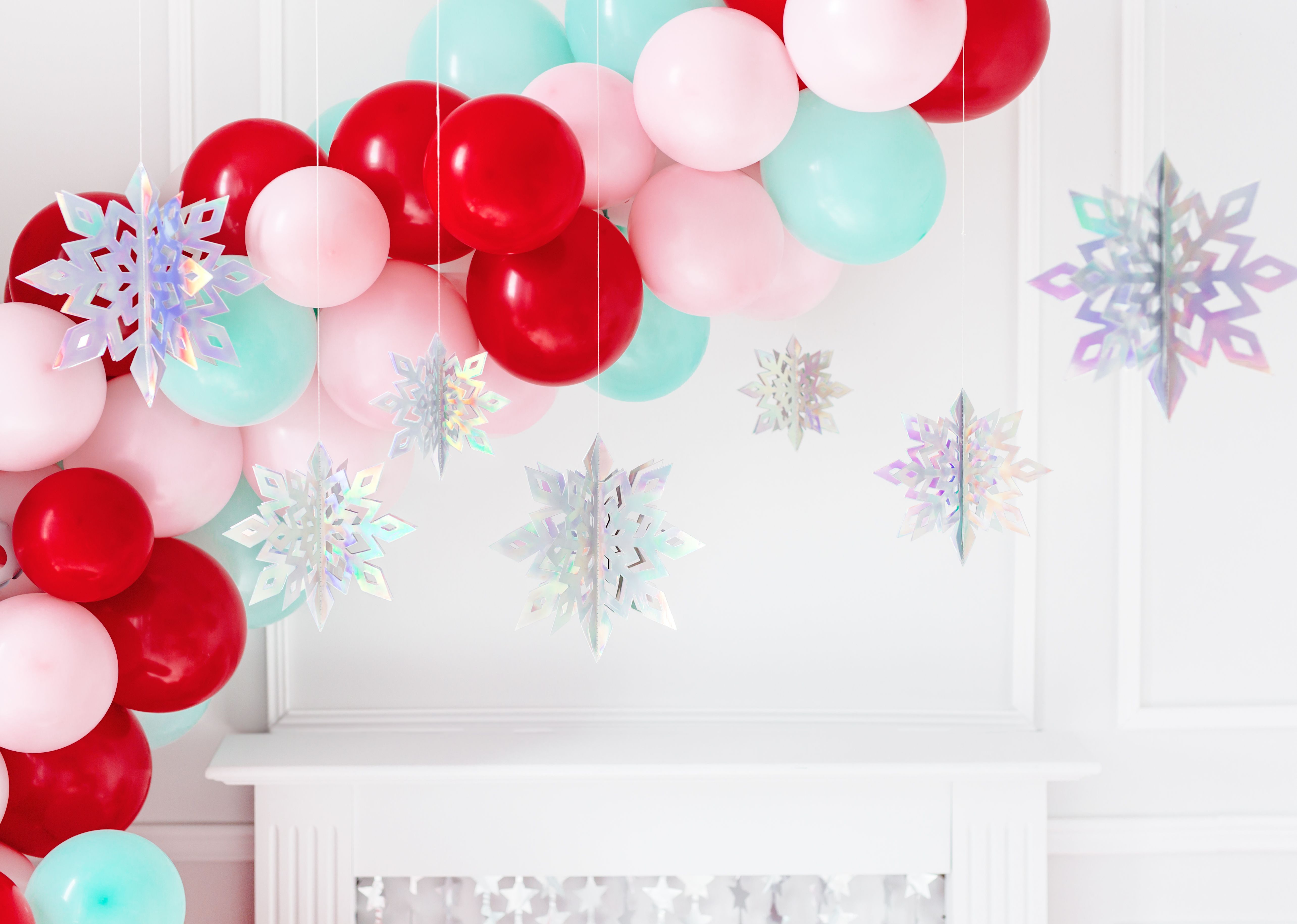 6er Set Hängedekoration "3D Schneeflocken", irisierend 6er Set Hängedekoration "3D Schneeflocken", irisierend