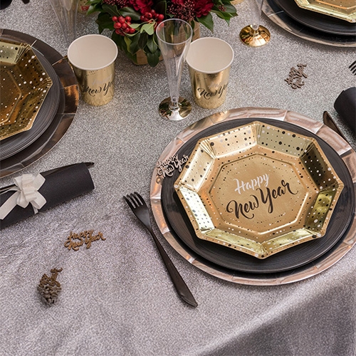 9cd1691d72b9bf174b1bd8262ab22d2f3f9db71b Pokal, Gabel, Tischplatte, Mahlzeit, Teller