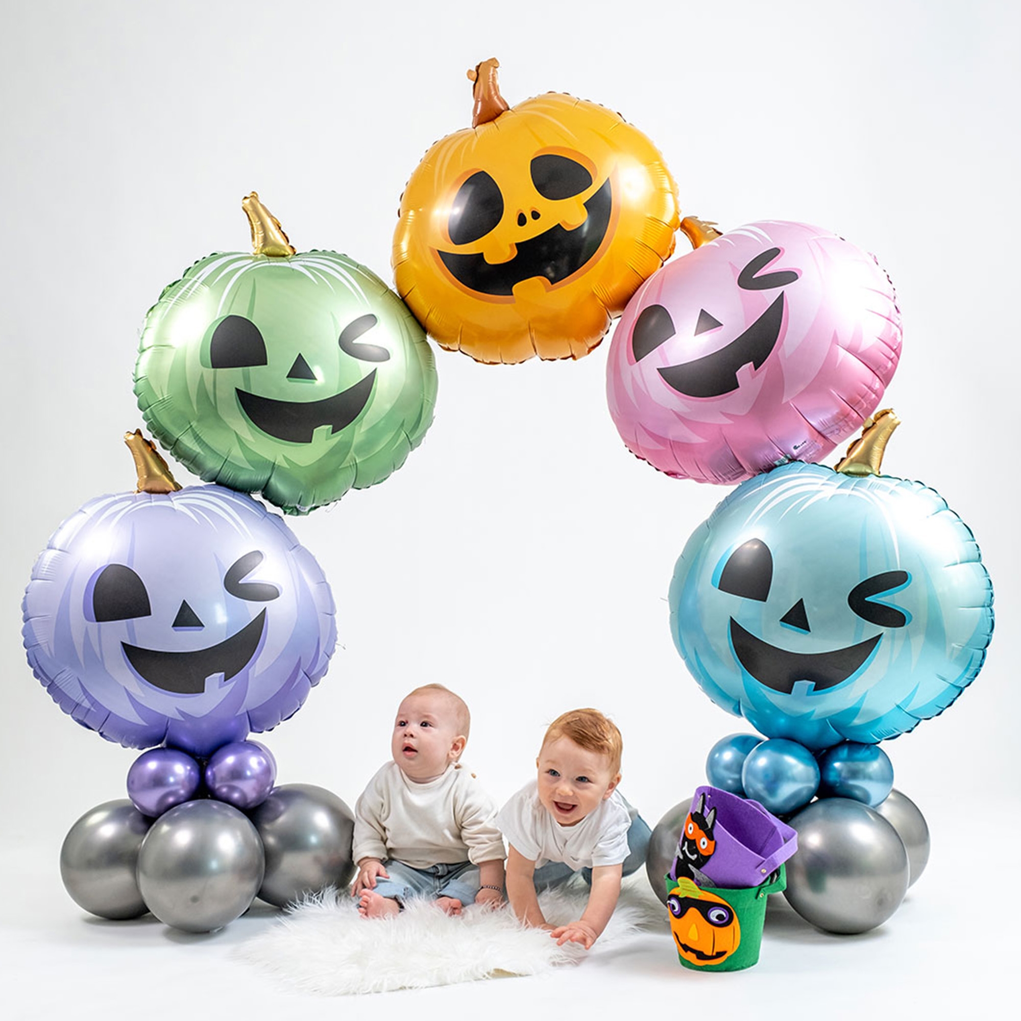 Folienballon "Witziger Kürbis" Lilac 55cm Folienballon "Witziger Kürbis" Lilac 55cm