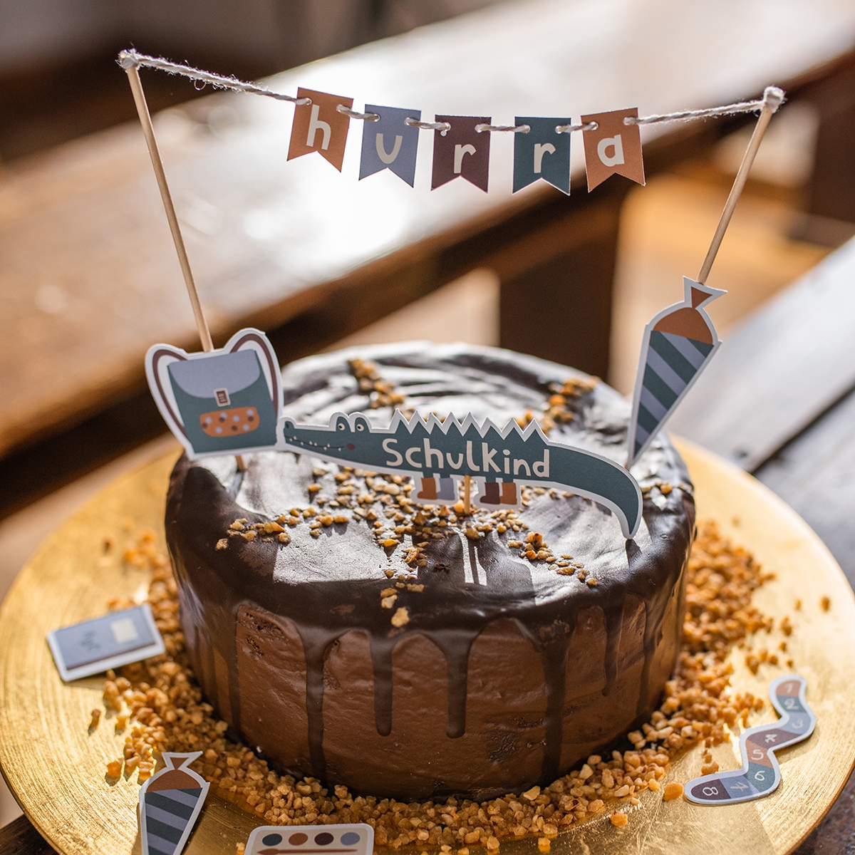 Einschulung - Tortendeko "Adventure" Einschulung - Tortendeko "Adventure"