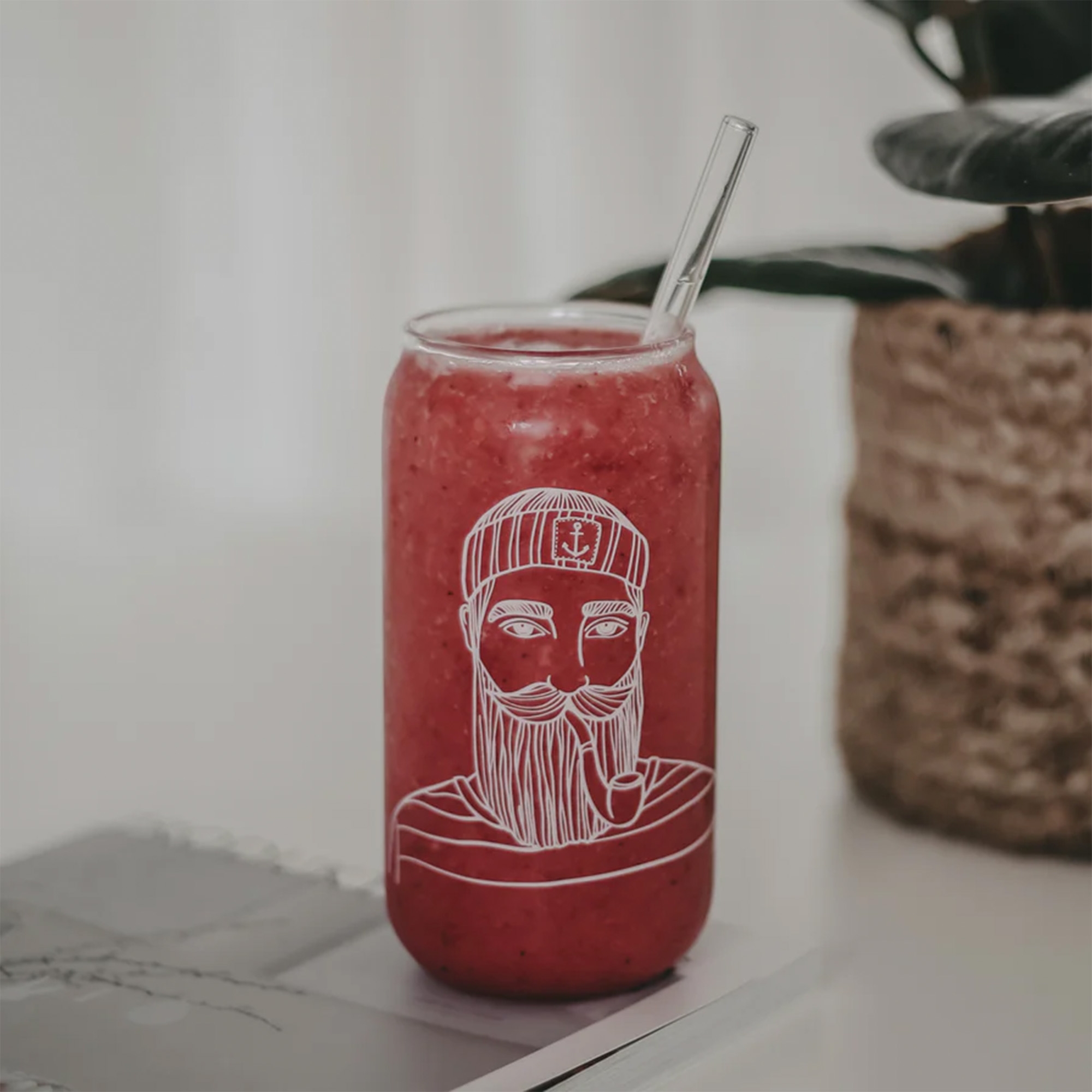 Eulenschnitt - Hohes Trinkglas "Seemann" Kann, Zinn