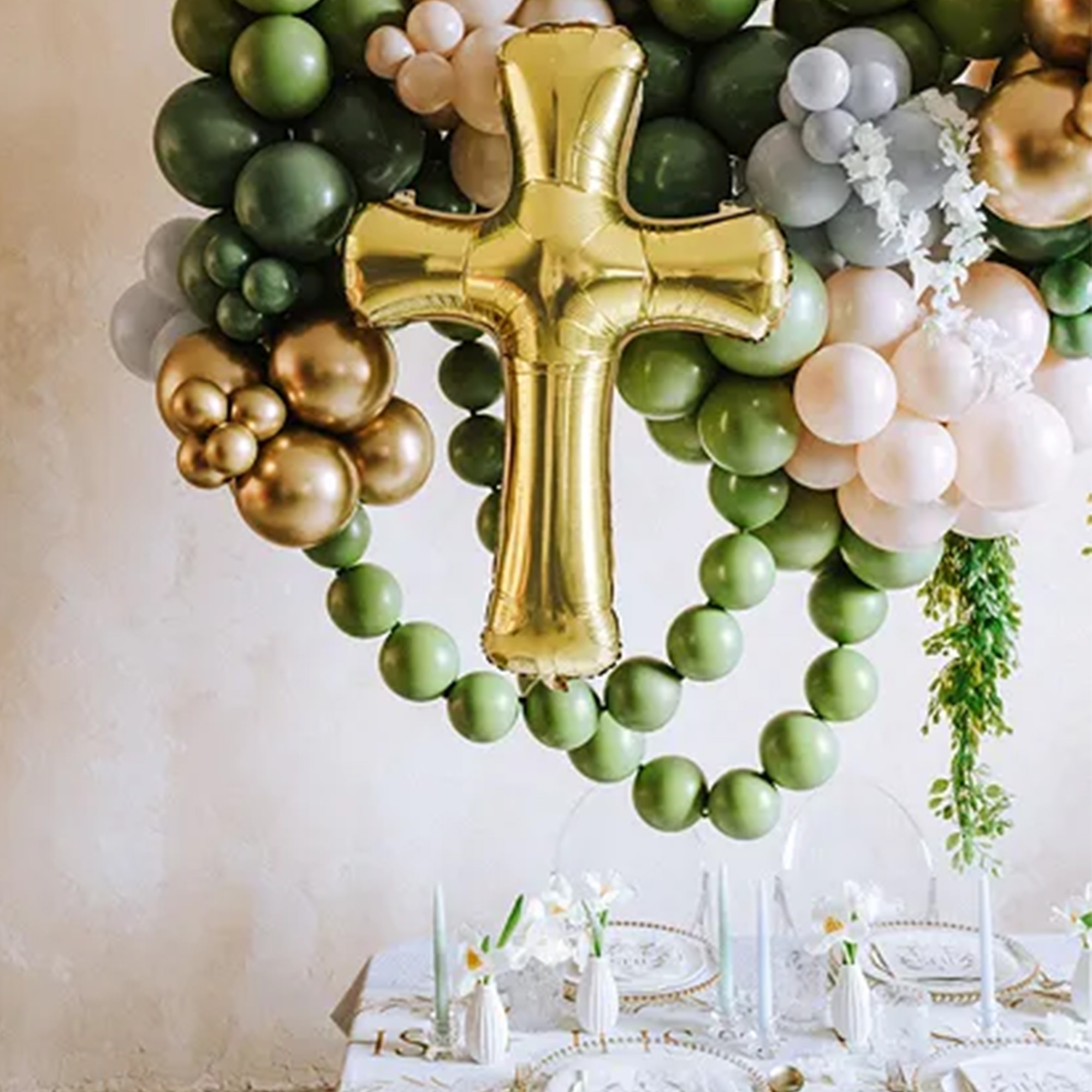 Folienballon "Kreuz" 100 x 75cm Folienballon "Kreuz" 100 x 75cm