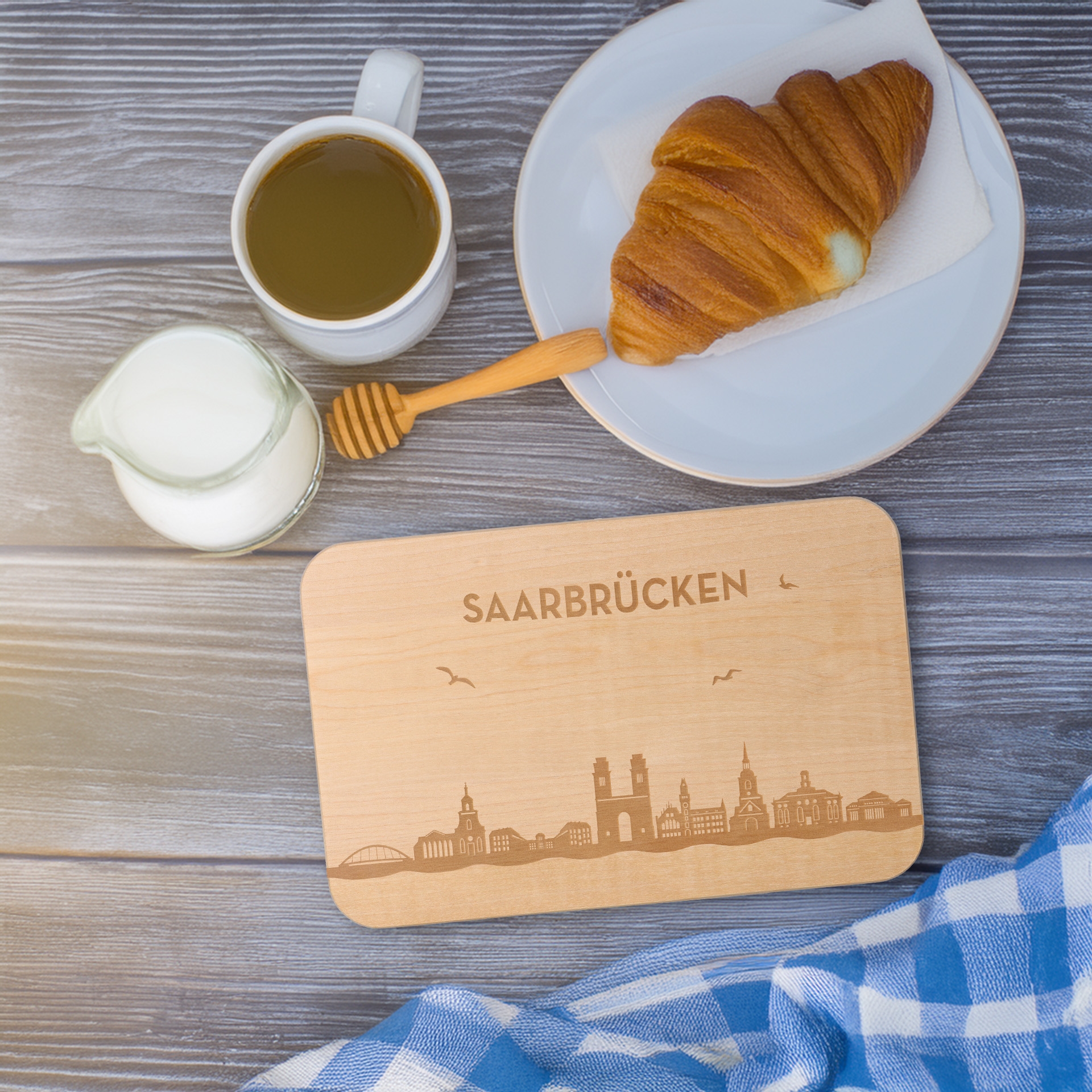 Frühstücksbrett Skyline Saarbrücken 23cm x 15cm x 1cm Brot, Essen
