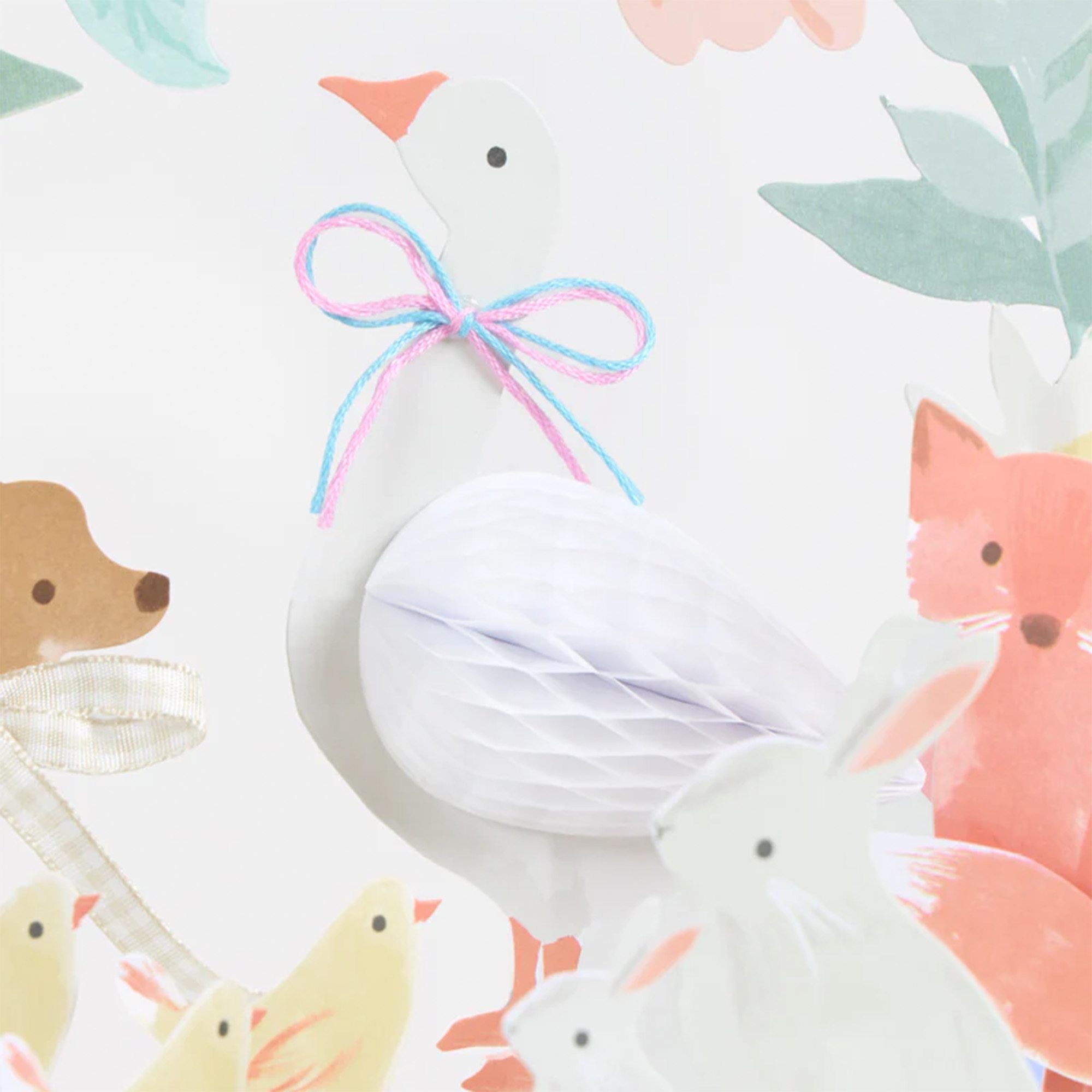 Papierdeko, Schwan, Schimmernde Kugel, Bänder, Tiermotive