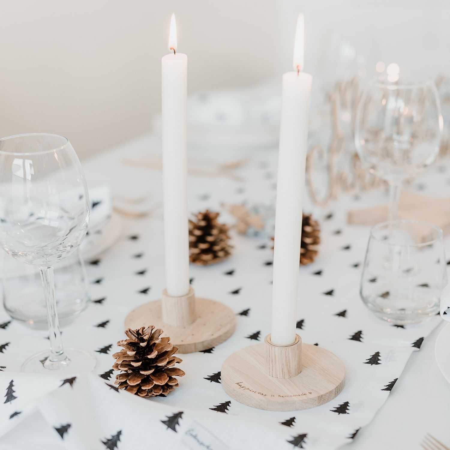 Eulenschnitt - Kerzenständer Punkte Eulenschnitt - Kerzenständer Punkte