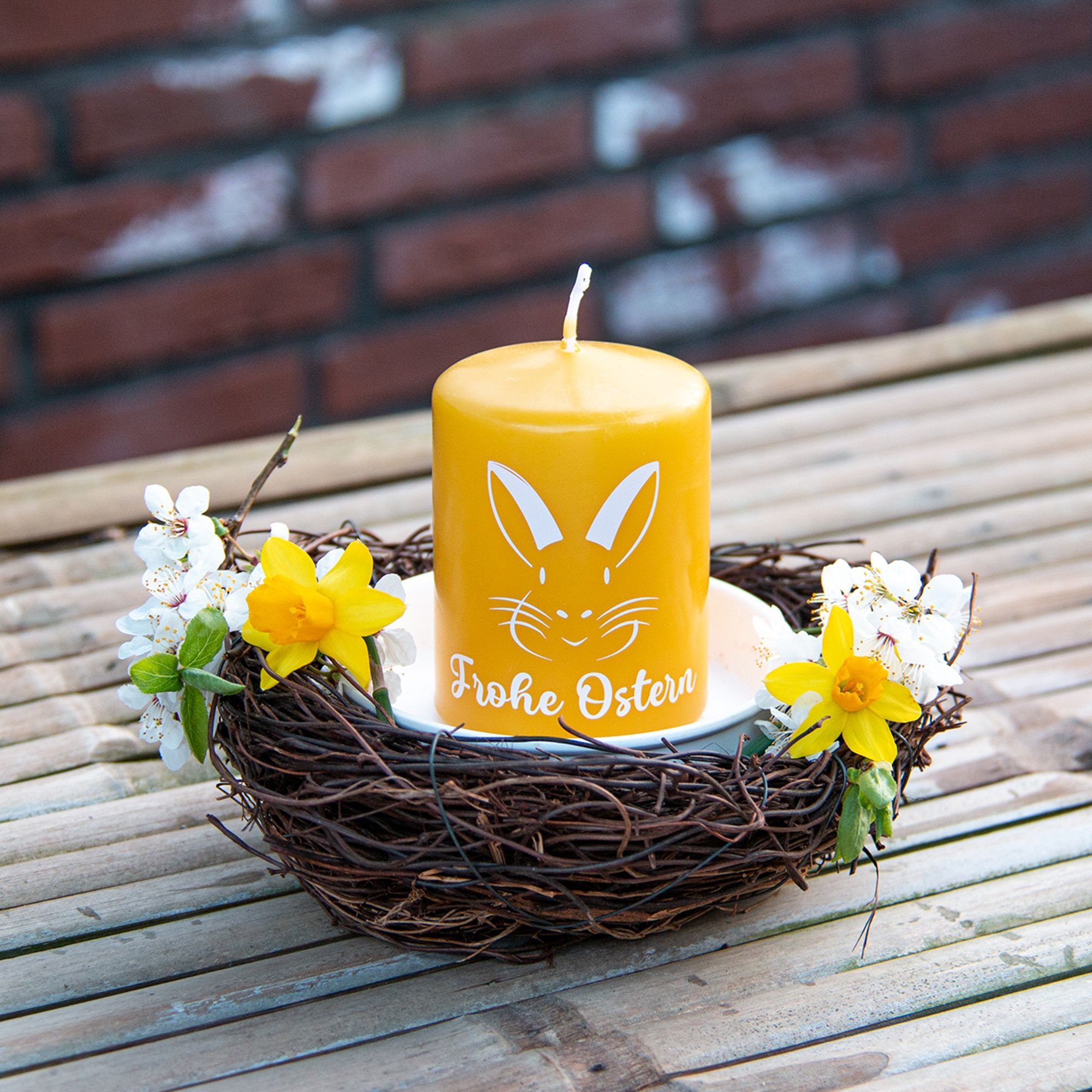 Stumpenkerze Gelb "Frohe Ostern" Kerze
