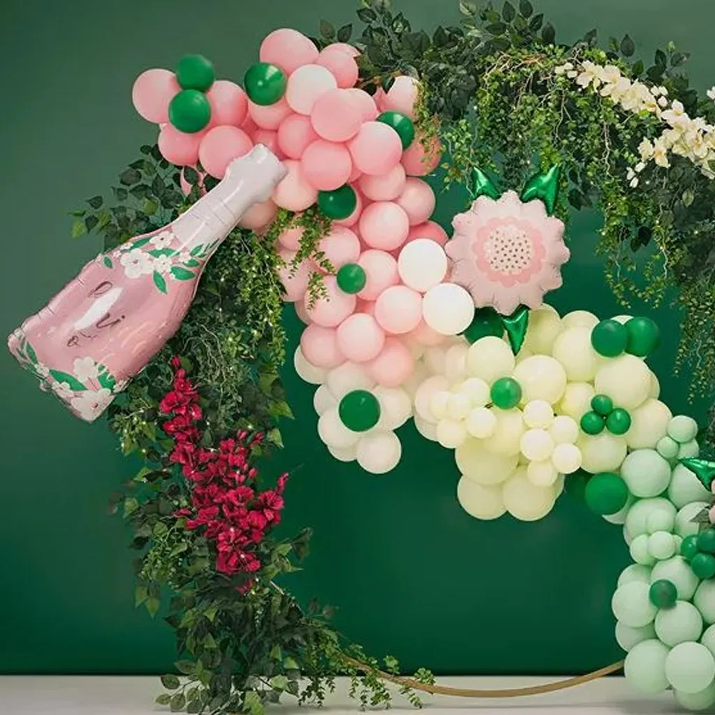 Ballonbogen, Rosa Ballons, Grüne Ballons, Blumenbouquet, Dekorationsbogen