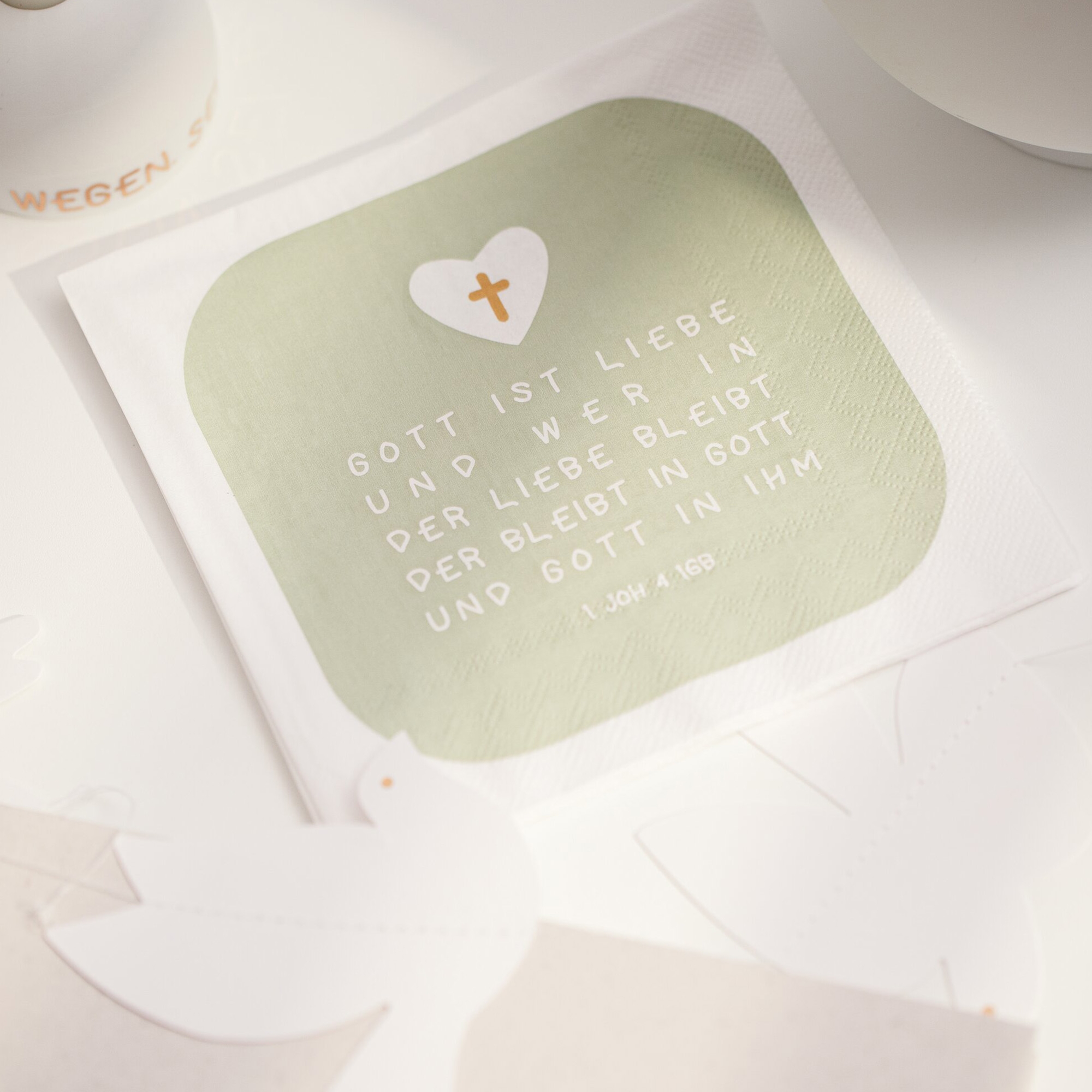 Räder Design - 20 Servietten "Gott ist die Liebe" Konfetti, Tapete, Papierserviette, Kartenmotiv, Kartenaufleger